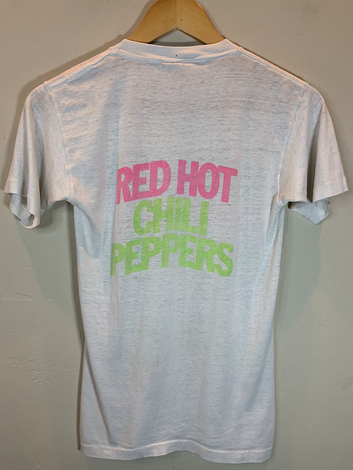 Band Tees × Vintage *RARE* Vintage 1984 Red Hot Chili Peppers RHCP Coyotes Shirt Size US M / EU 48-50 / 2 - 2 Thumbnail