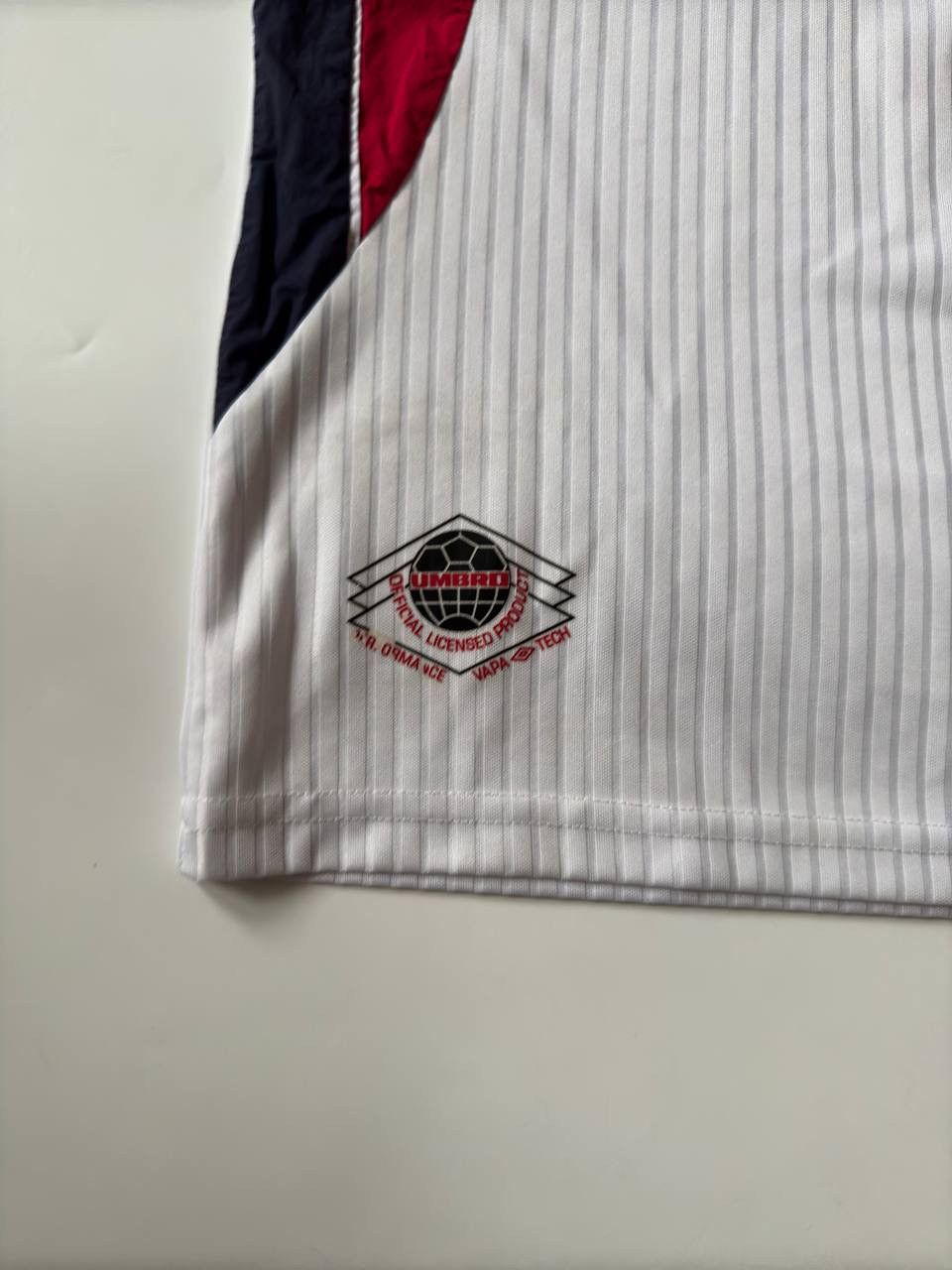 Umbro England Umbro vintage soccer jersey 1990th M Size US M / EU 48-50 / 2 - 8 Thumbnail