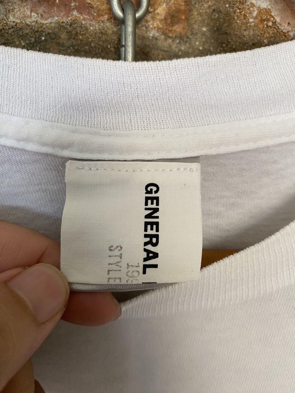 General Research 1999 iconic Red door General research store Size US M / EU 48-50 / 2 - 11 Thumbnail