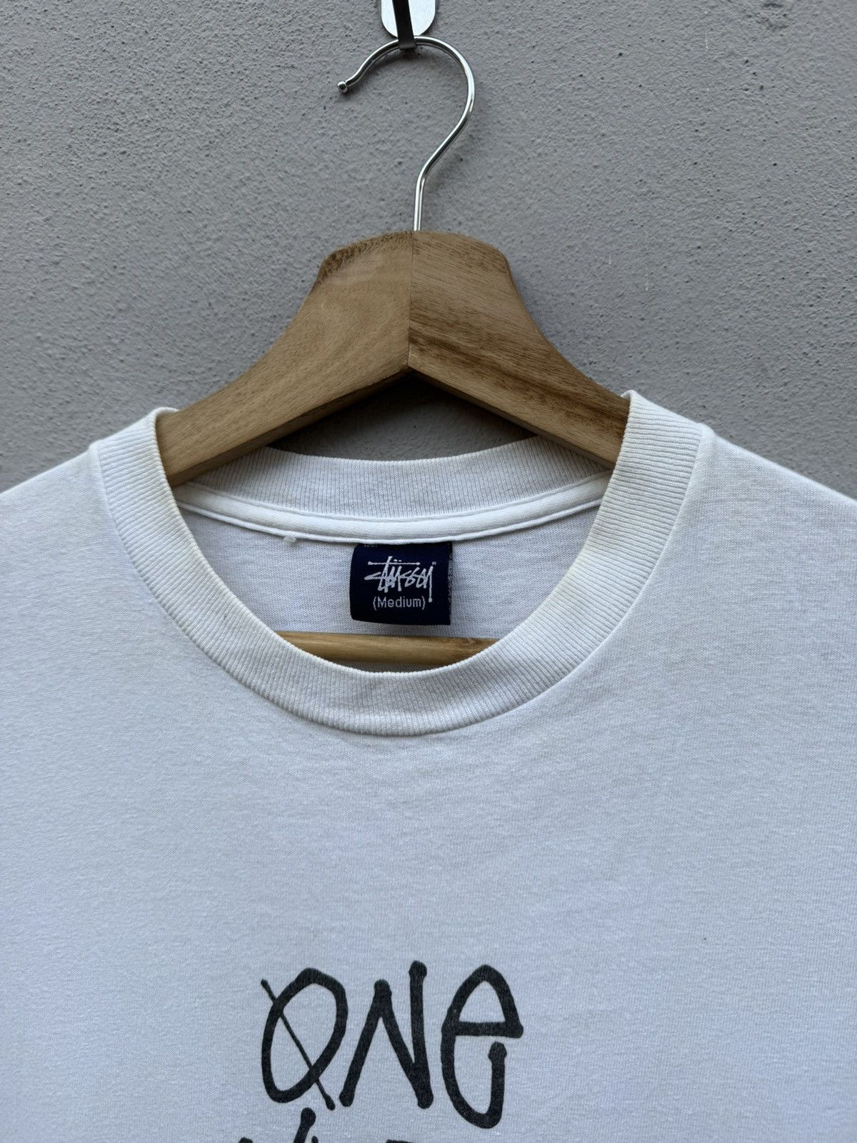 Stussy Vintage STUSSY “One World One Love” Rip Off Supreme Tshirt Size US M / EU 48-50 / 2 - 2 Thumbnail