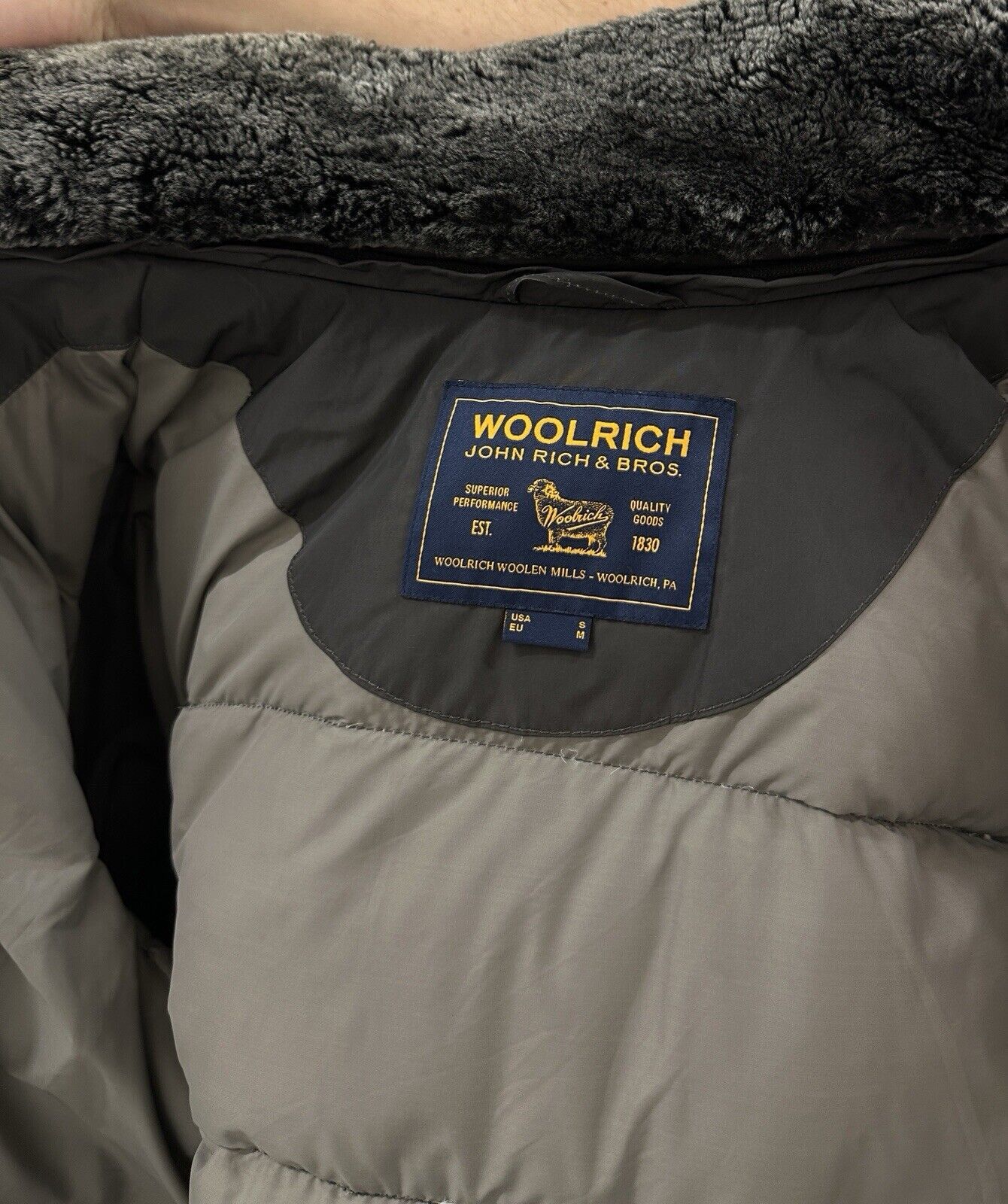 DDP Woolrich Mens Jacket Down Puffer Winter size US-S / EU-M