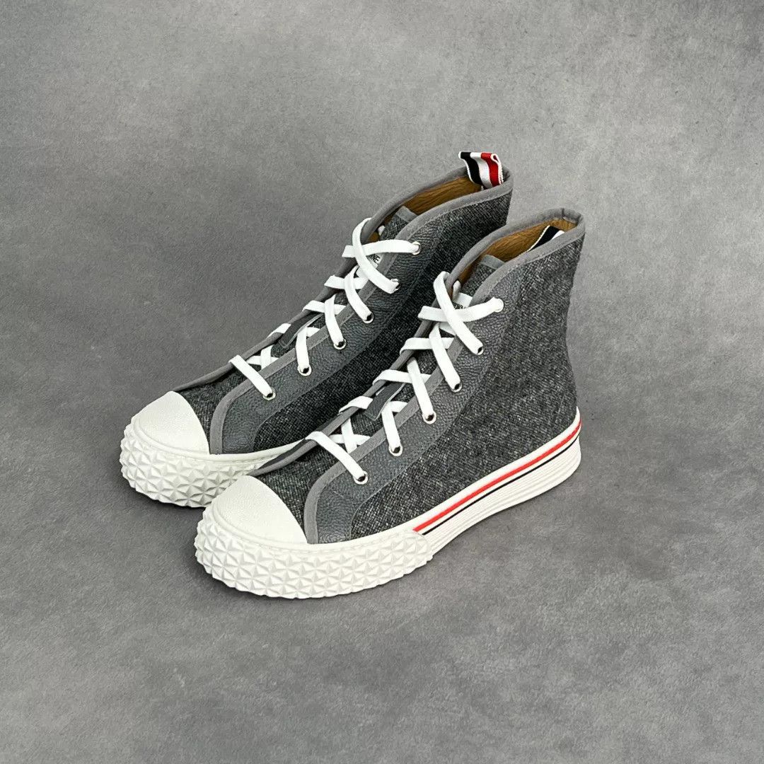 Thom Browne Thom Browne Casual Brown Hitop Sneakers 8 Men Size US 8 / EU 41 - 1 Thumbnail