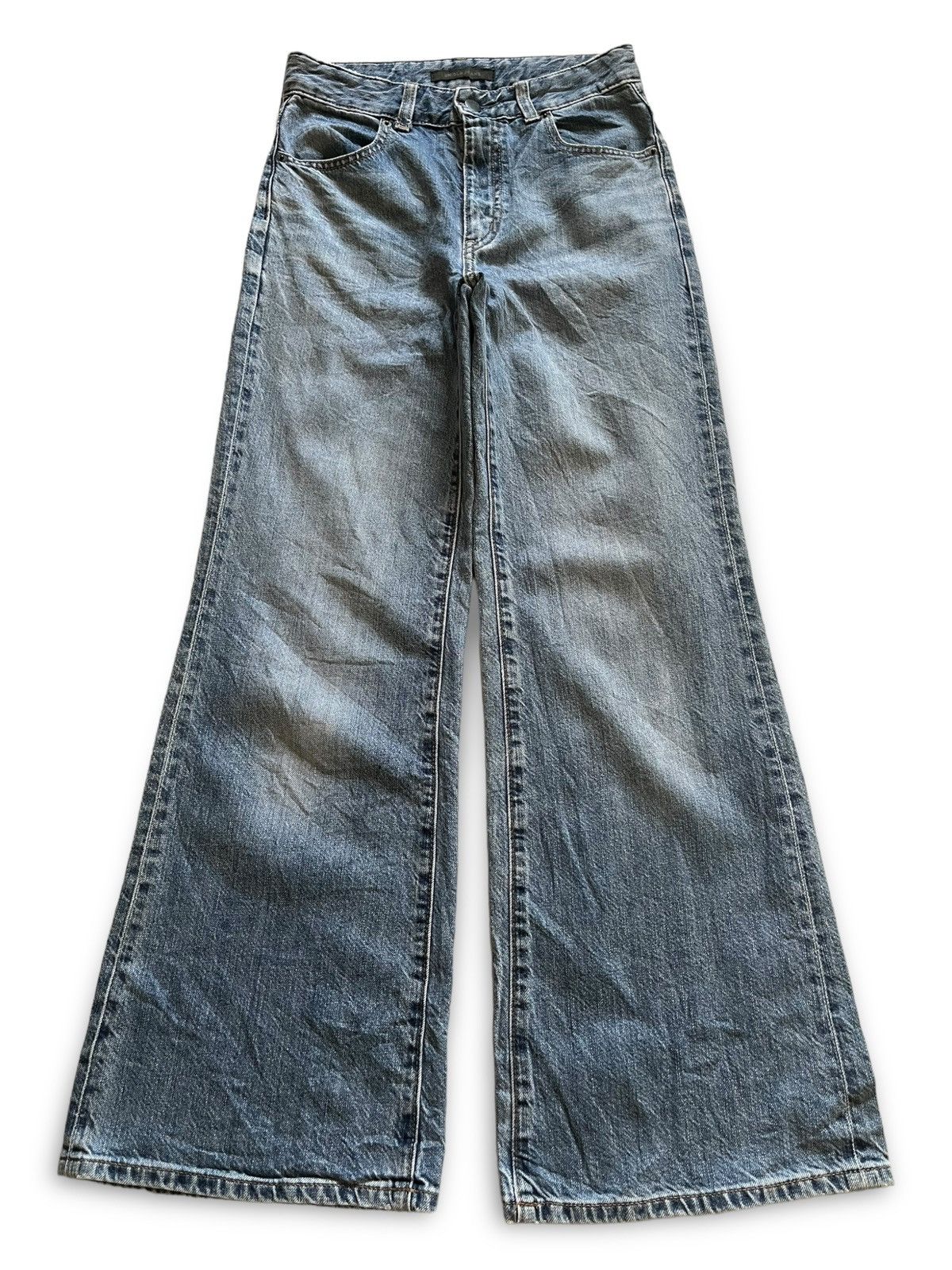 Japanese Brand × Uniqlo Vintage Japanese Uniqlo Blue Wash Flare Jeans 27x29 Size US 27 - 1 Thumbnail