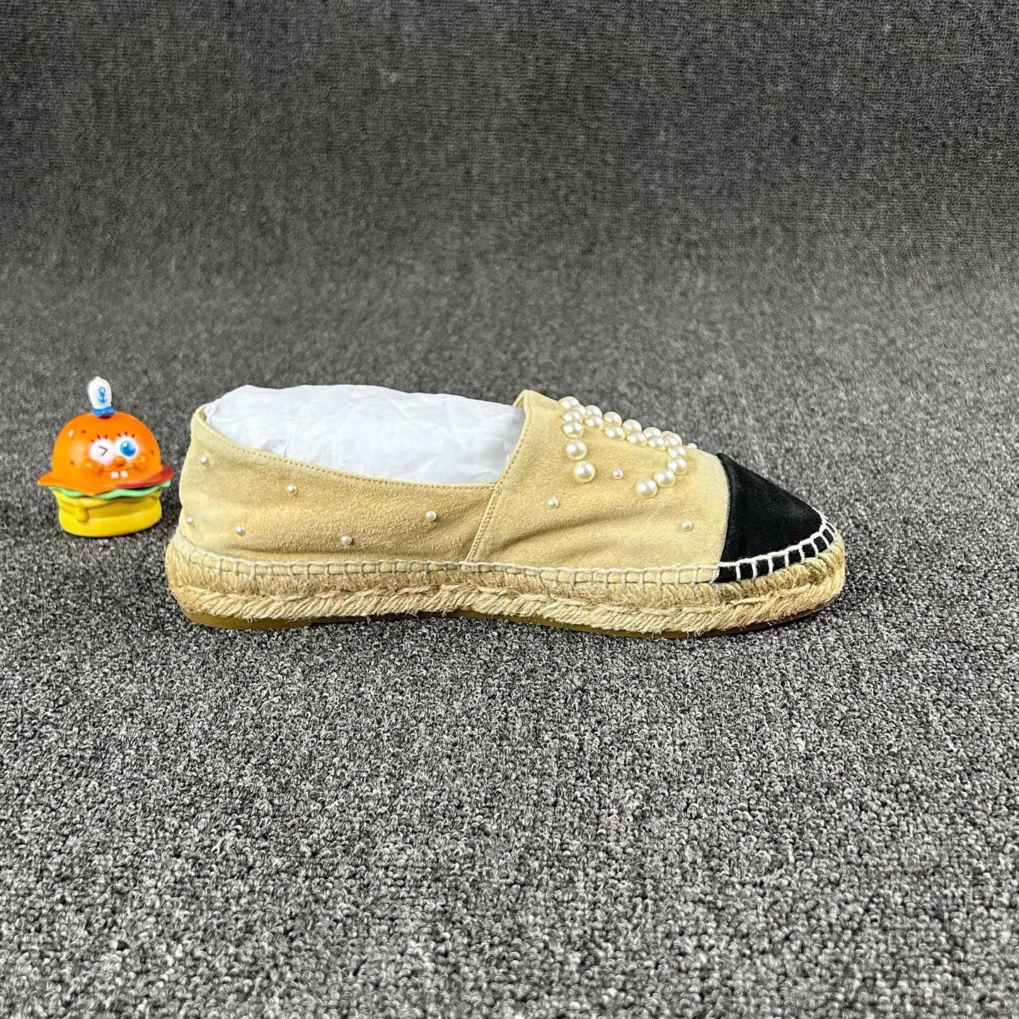 Chanel Chanel Pearl CC Suede Fisherman Slipper 38 Size US 7.5 / IT 37.5 - 4 Thumbnail