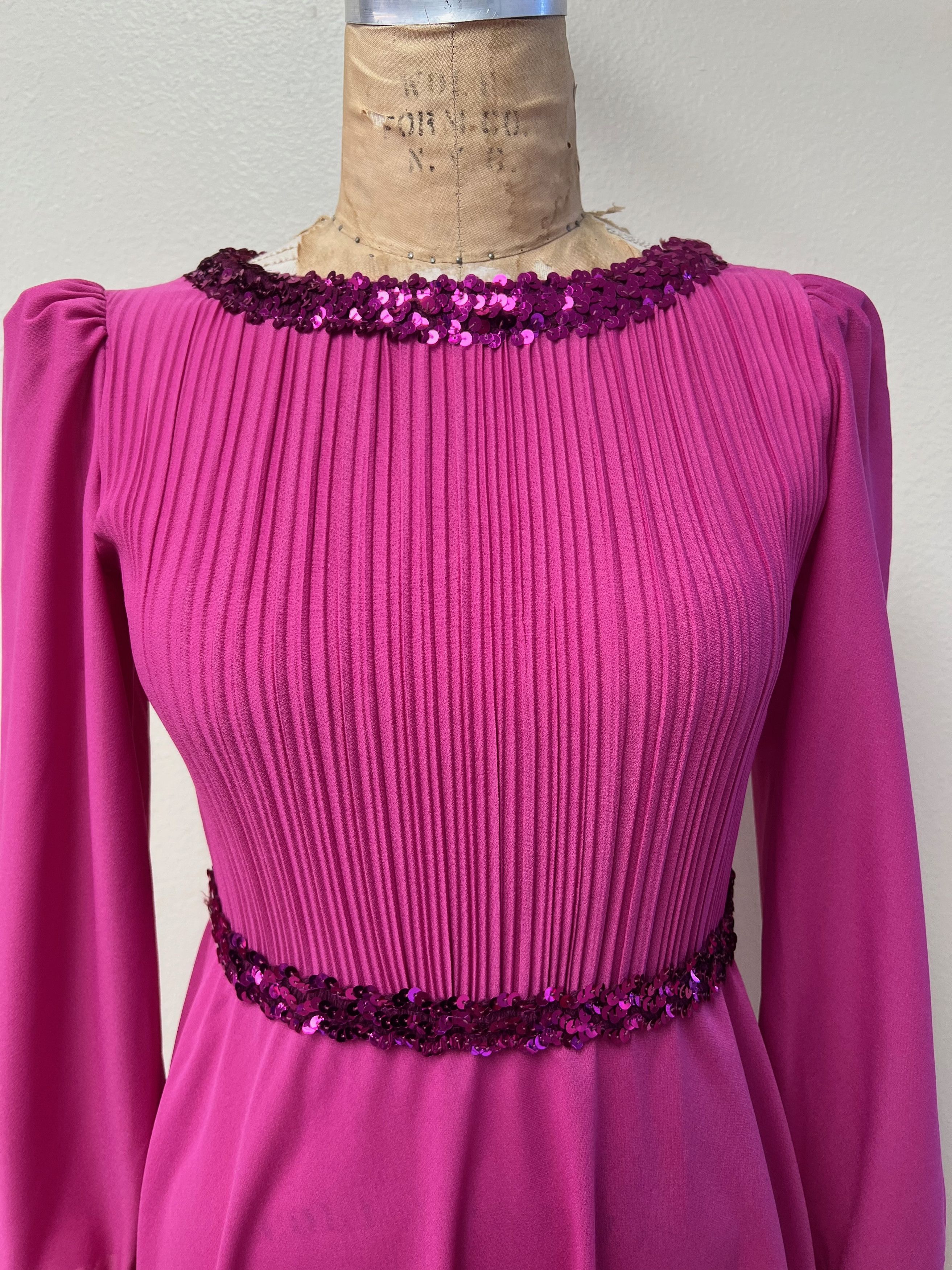 Other EUC Vintage 70s Boston Maid Sequined Long Sleeve Dress Med Size M / US 6-8 / IT 42-44 - 2 Thumbnail