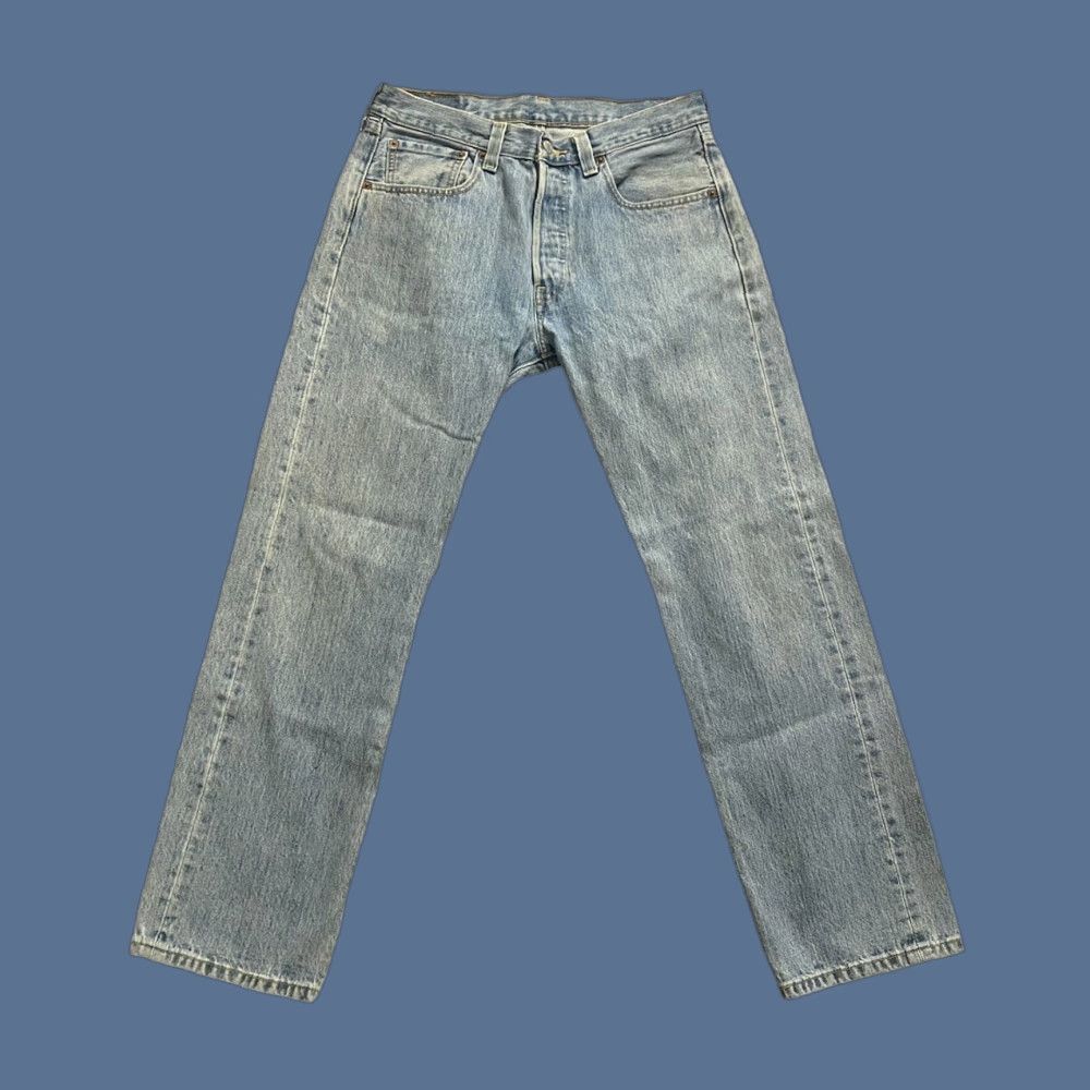 Levi's VINTAGE Levi’s 501 Button Fly Medium Wash 31” x 30” Made In Mexico Men Jeans Blue 501 Straight 31 Mens Size US 31 - 1 Thumbnail