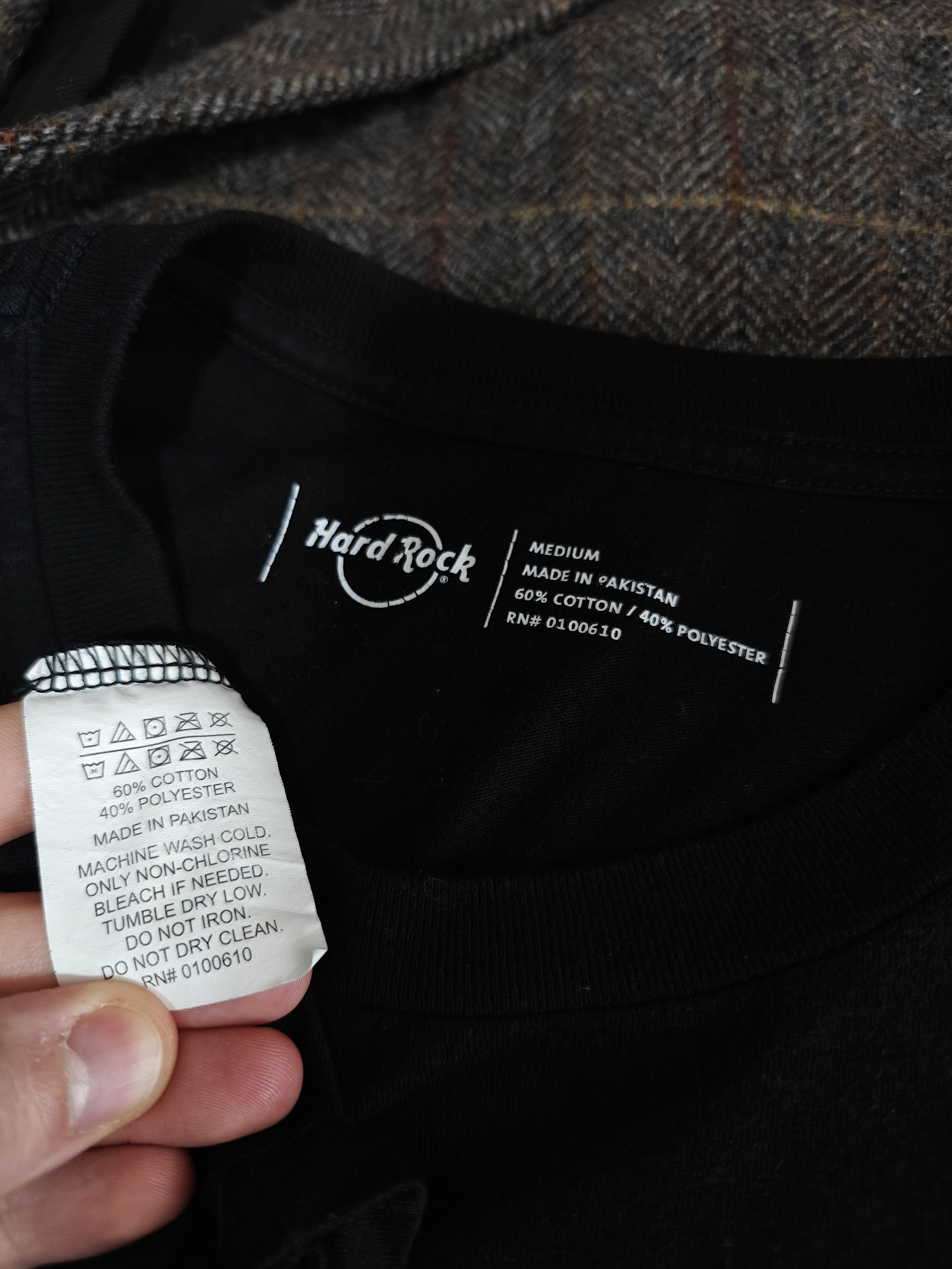 Hard Rock Cafe Hard Rock Cafe Lisbon T-Shirt Black Tee size M Size US M / EU 48-50 / 2 - 8 Thumbnail