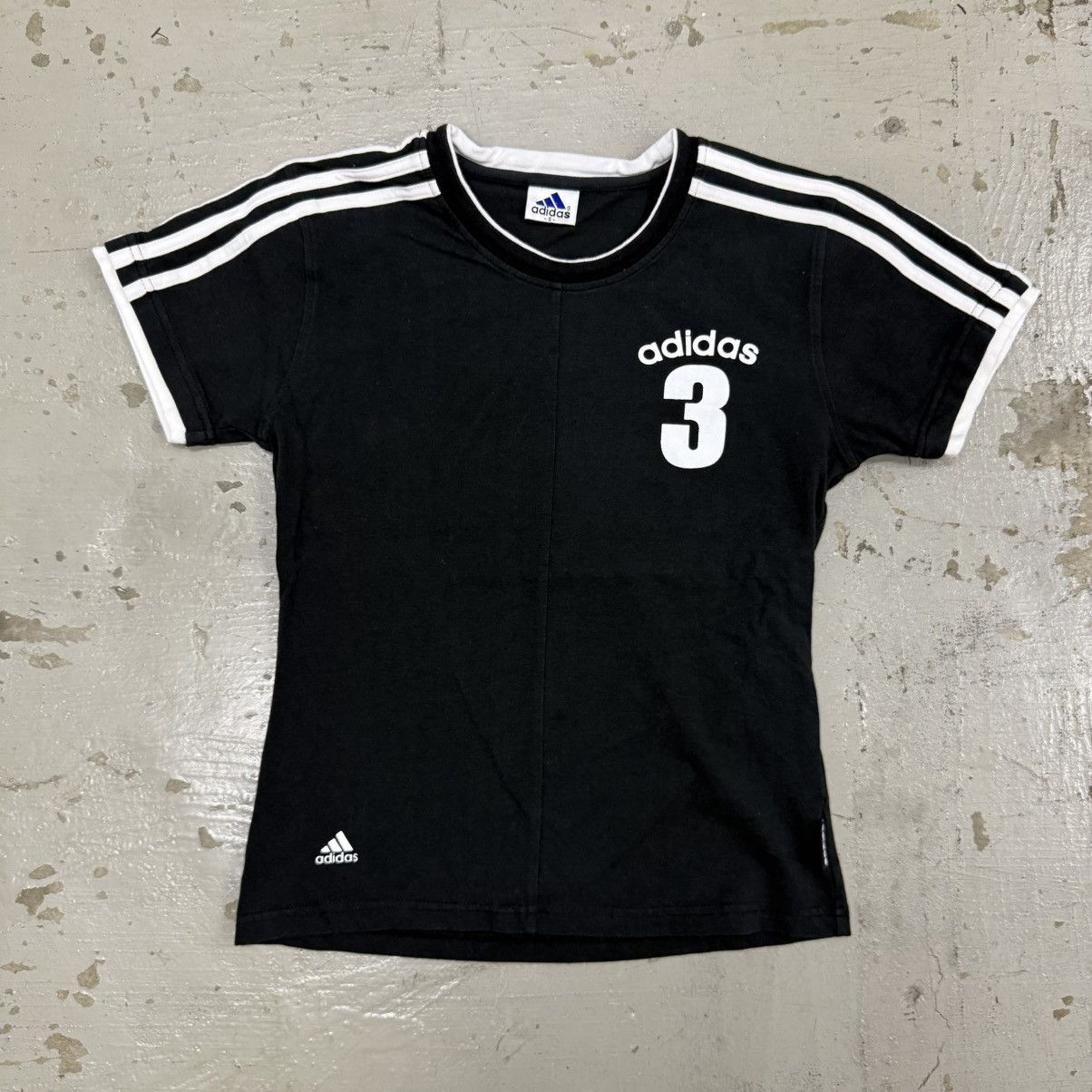 Adidas Vintage Adidas Baby Tee Lisa Black Pink Size S / US 4 / IT 40 - 1 Thumbnail