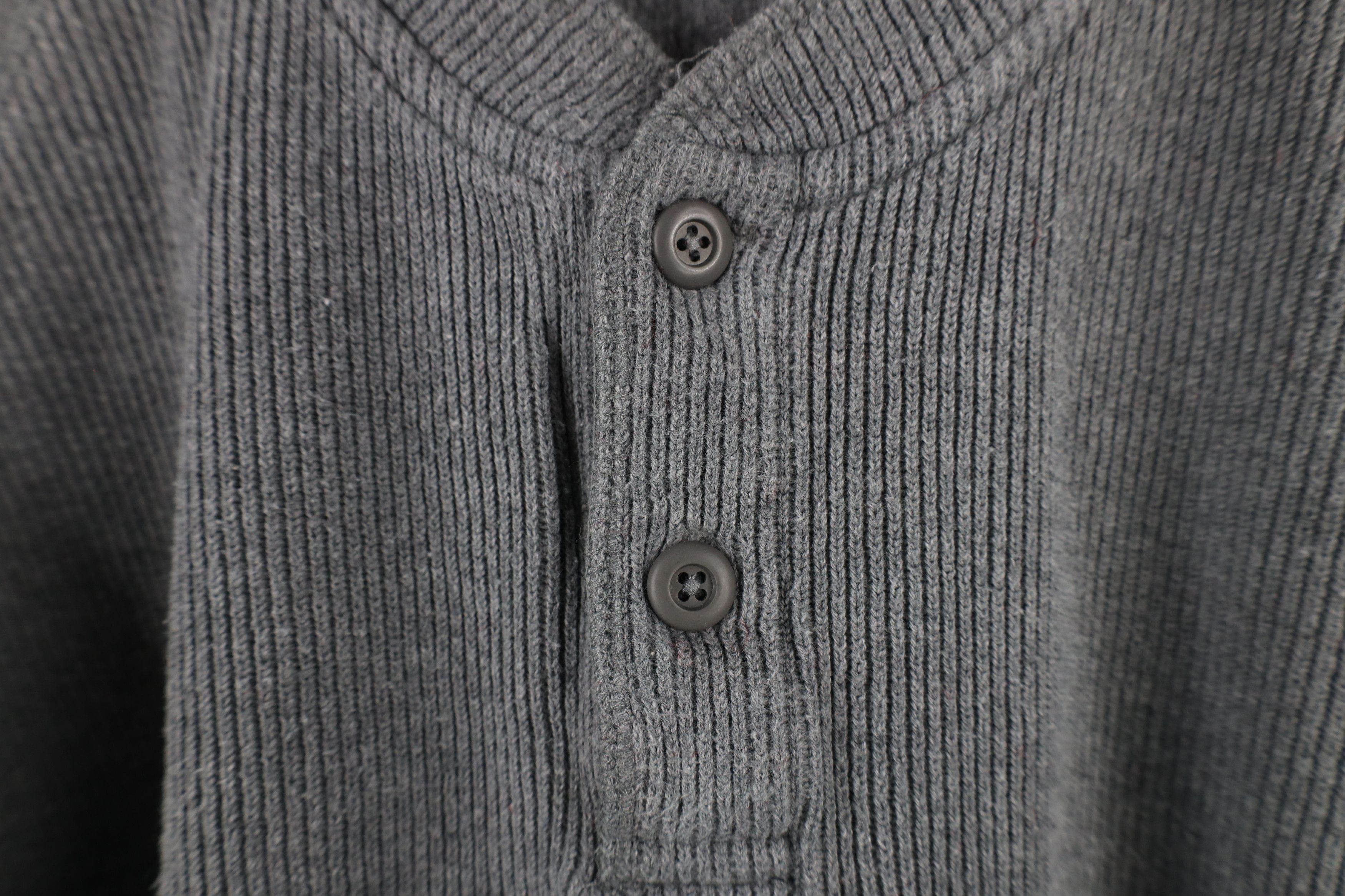 Eddie Bauer Vintage 90s Eddie Bauer Knit Long Sleeve Henley T-Shirt Size US XL / EU 56 / 4 - 5 Thumbnail