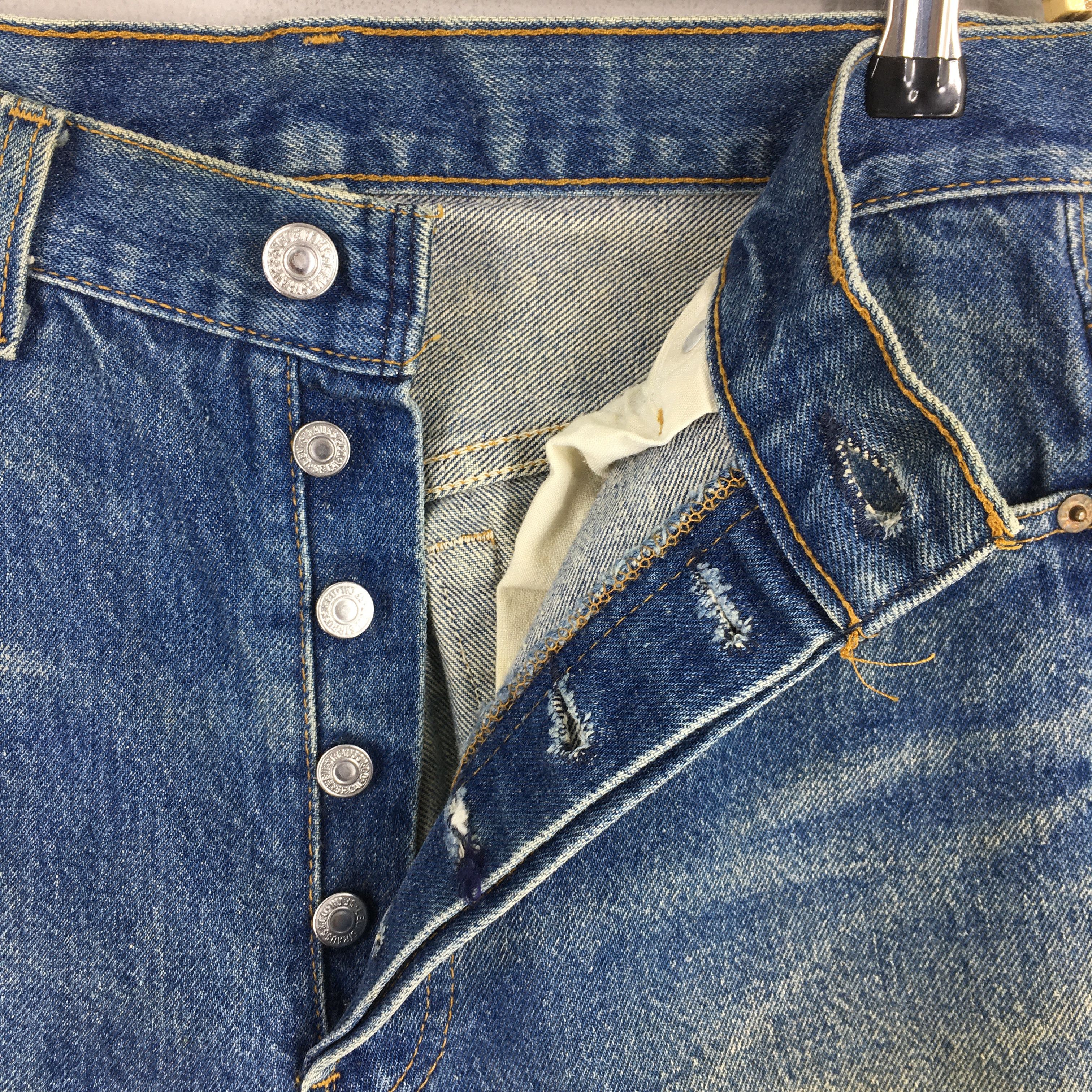 Levi's Size 28x27.5 Vintage 90s Levi's 501 Faded Blue Jeans S1419 Size US 28 / EU 44 - 6 Thumbnail
