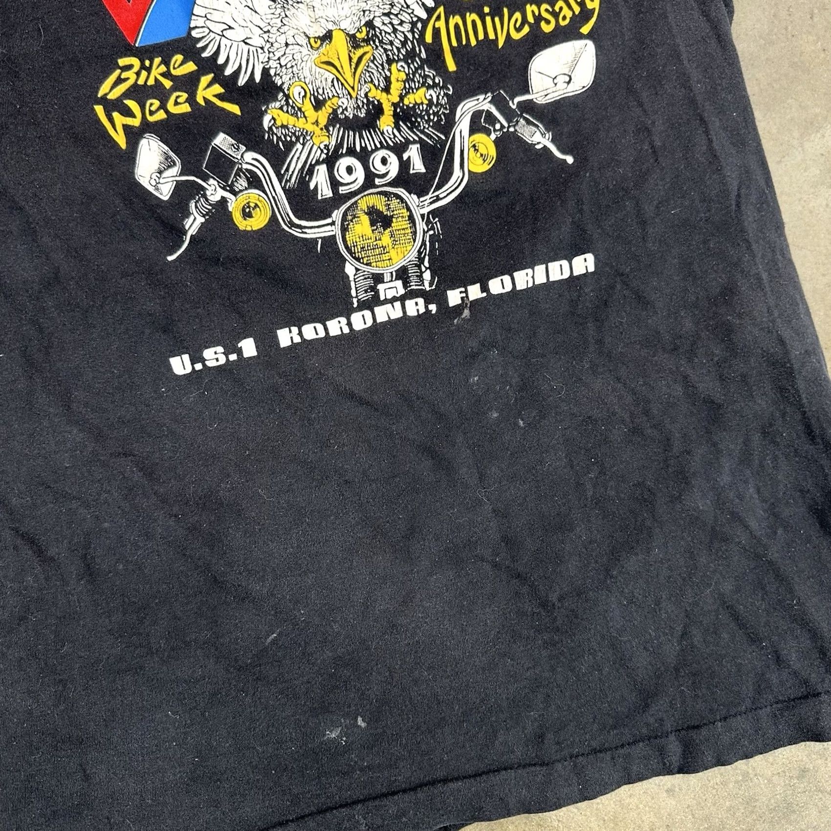 Vintage VINTAGE 1991 White Eagle Lounge 50th Anniversary Bike Week Pocket Shirt FOTL L Mens T-Shirt Size US L / EU 52-54 / 3 - 4 Thumbnail