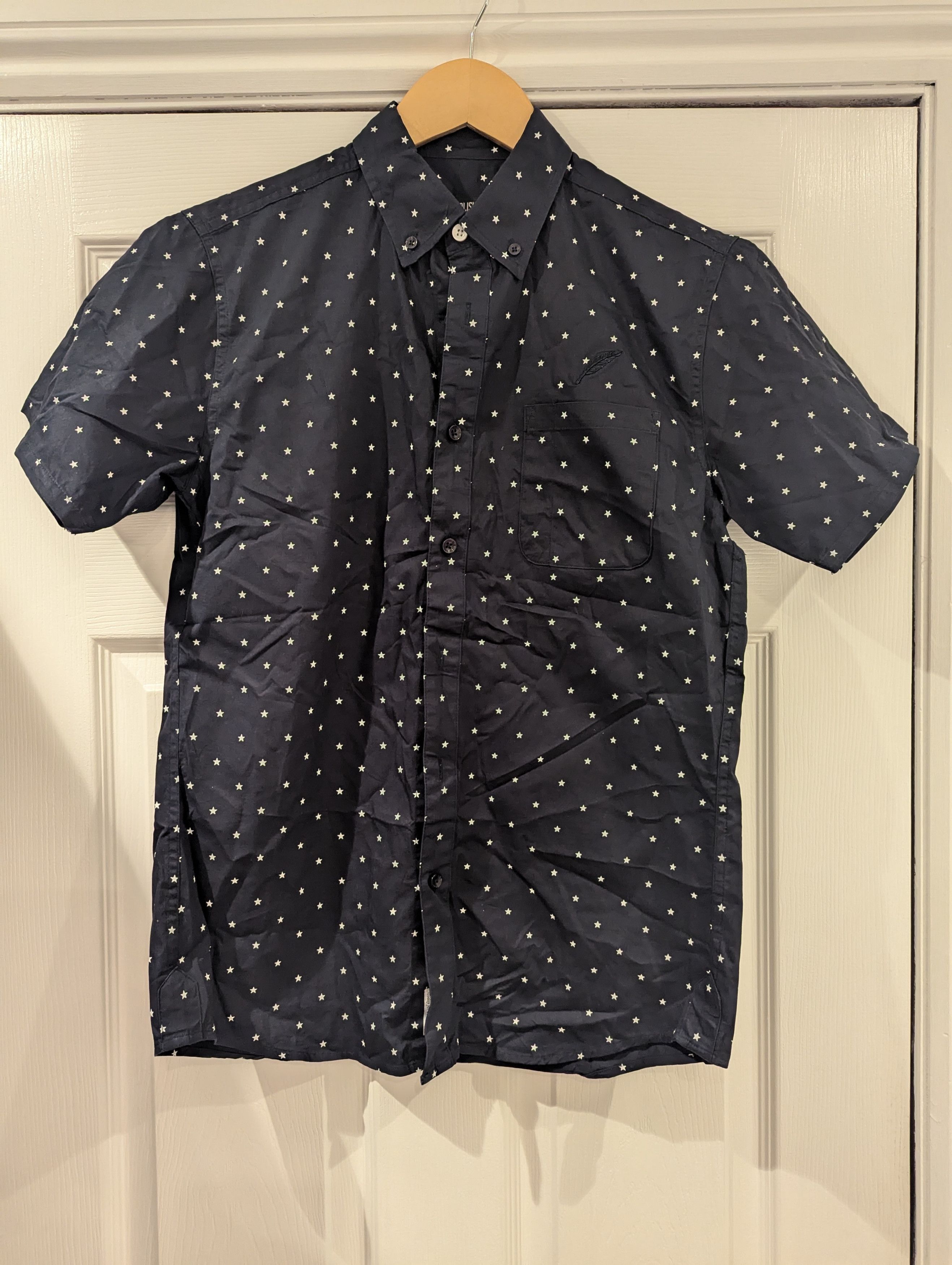 Publish Short sleeve button up stars pattern Size US S / EU 44-46 / 1 - 1 Thumbnail