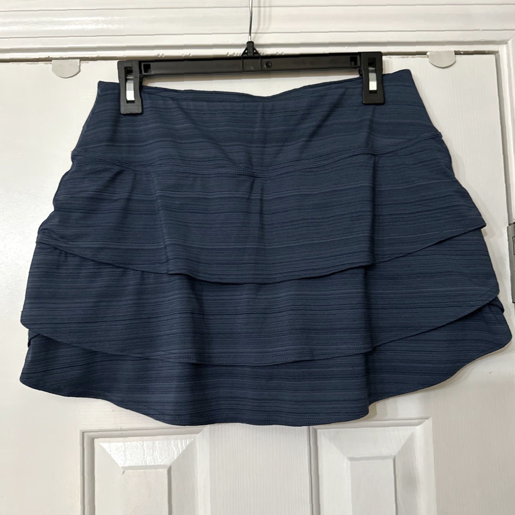 Athleta Athleta Swagger Skort Womens M Blue Striped Athletic Shorts / Skirt, Layered, Pull On, Tennis, Short Size 32" / US 10 / IT 46 - 2 Thumbnail