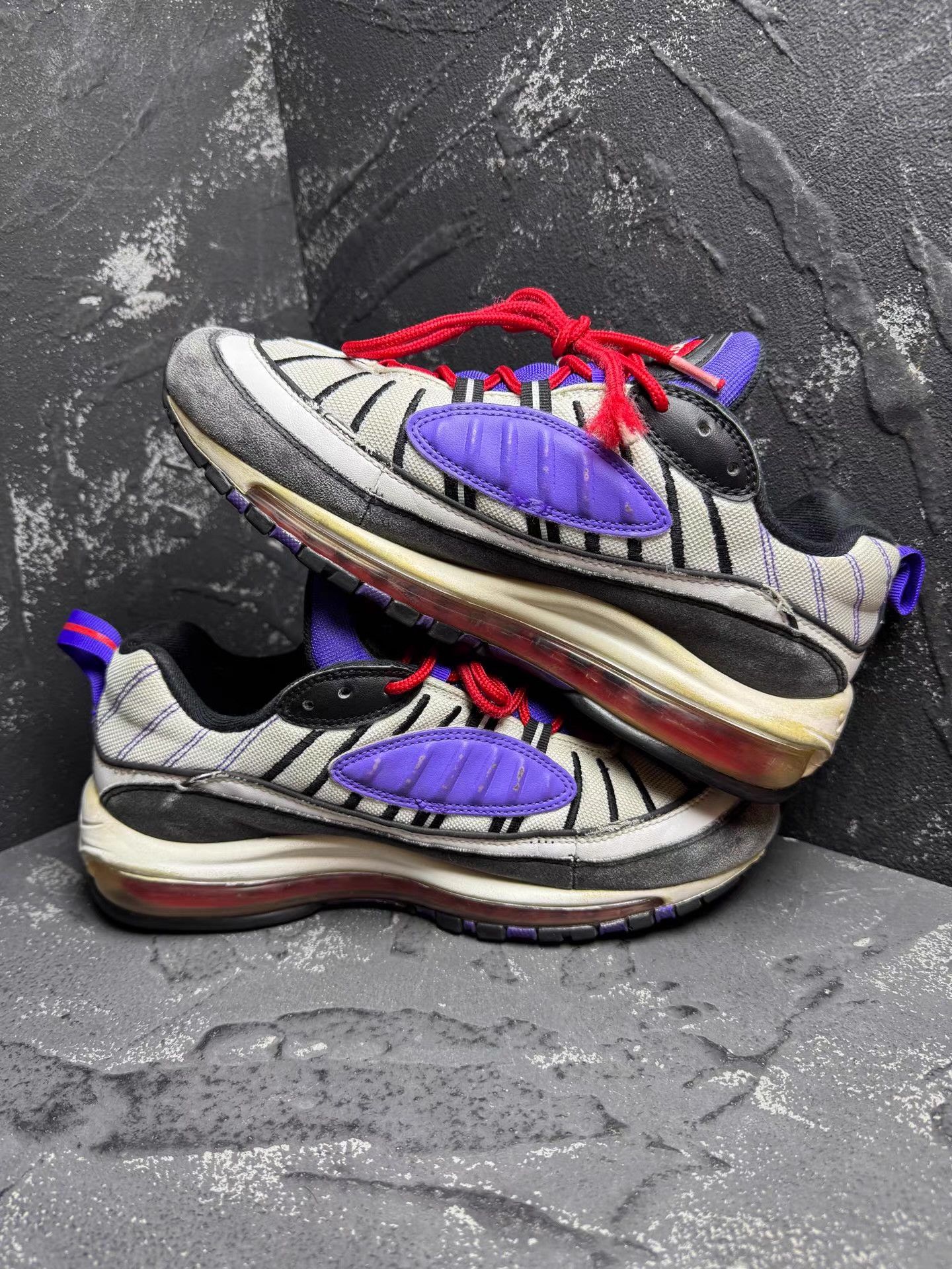 Nike Nike Air Max 98 Black & Purple Q10 Size US 8 / EU 41 - 4 Thumbnail
