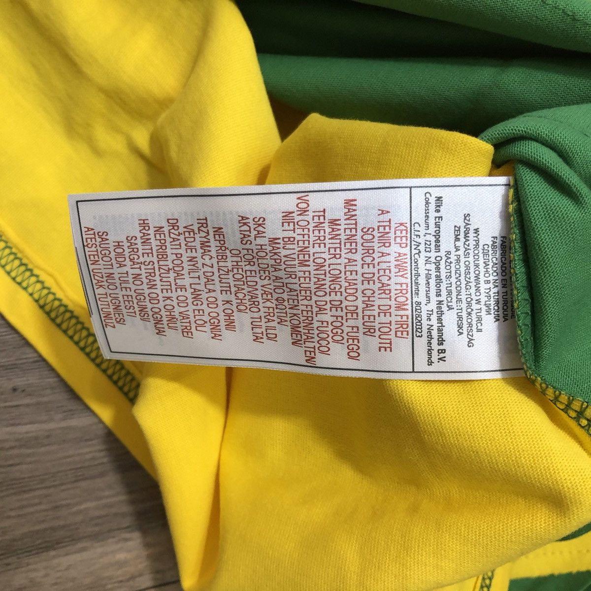 Nike Brazil 2000s nike soccer tee (Bnwt) Size US L / EU 52-54 / 3 - 6 Thumbnail