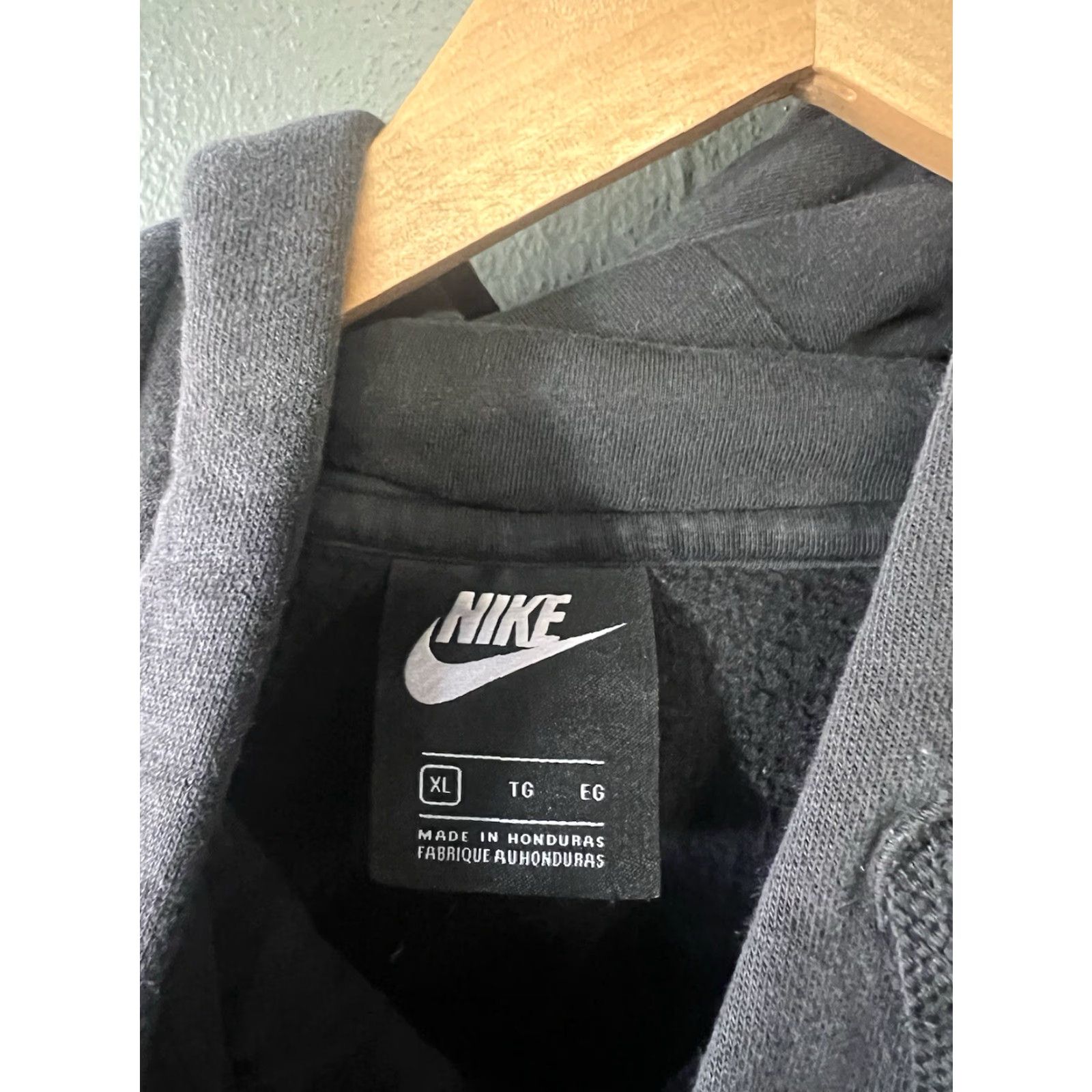 Nike Nike Sportswear Hoodie Mens XL Black Long Sleeve Pullover Hooded Sweatshirt Size US XL / EU 56 / 4 - 3 Thumbnail