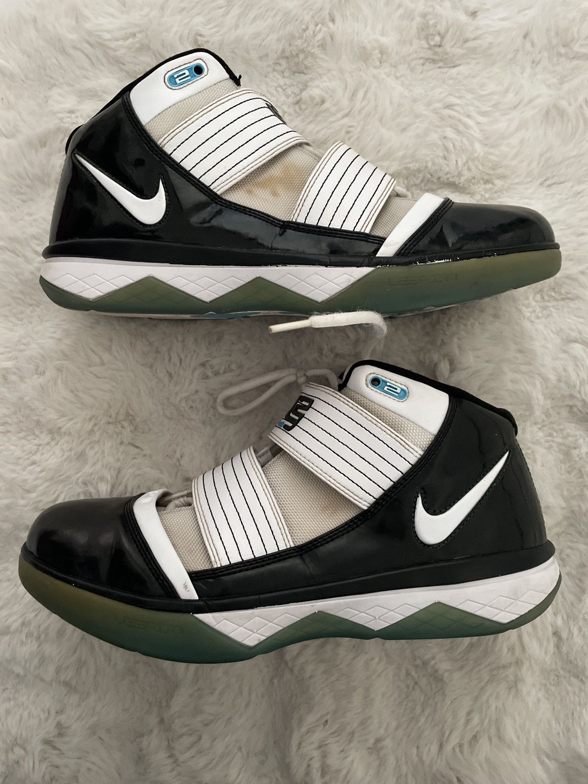 Nike Nike LeBron Zoom Soldier 3 Size US 10.5 / EU 43-44 - 1 Thumbnail