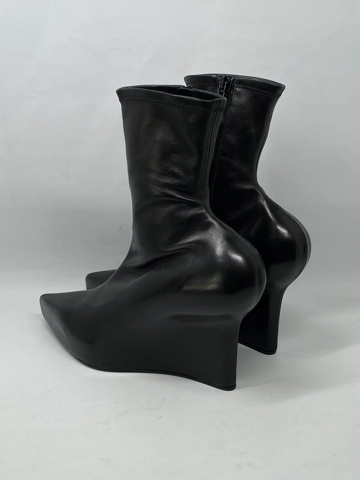 Givenchy Givenchy Leather Wedge booties size 37 Size US 7 / IT 37 - 8 Thumbnail