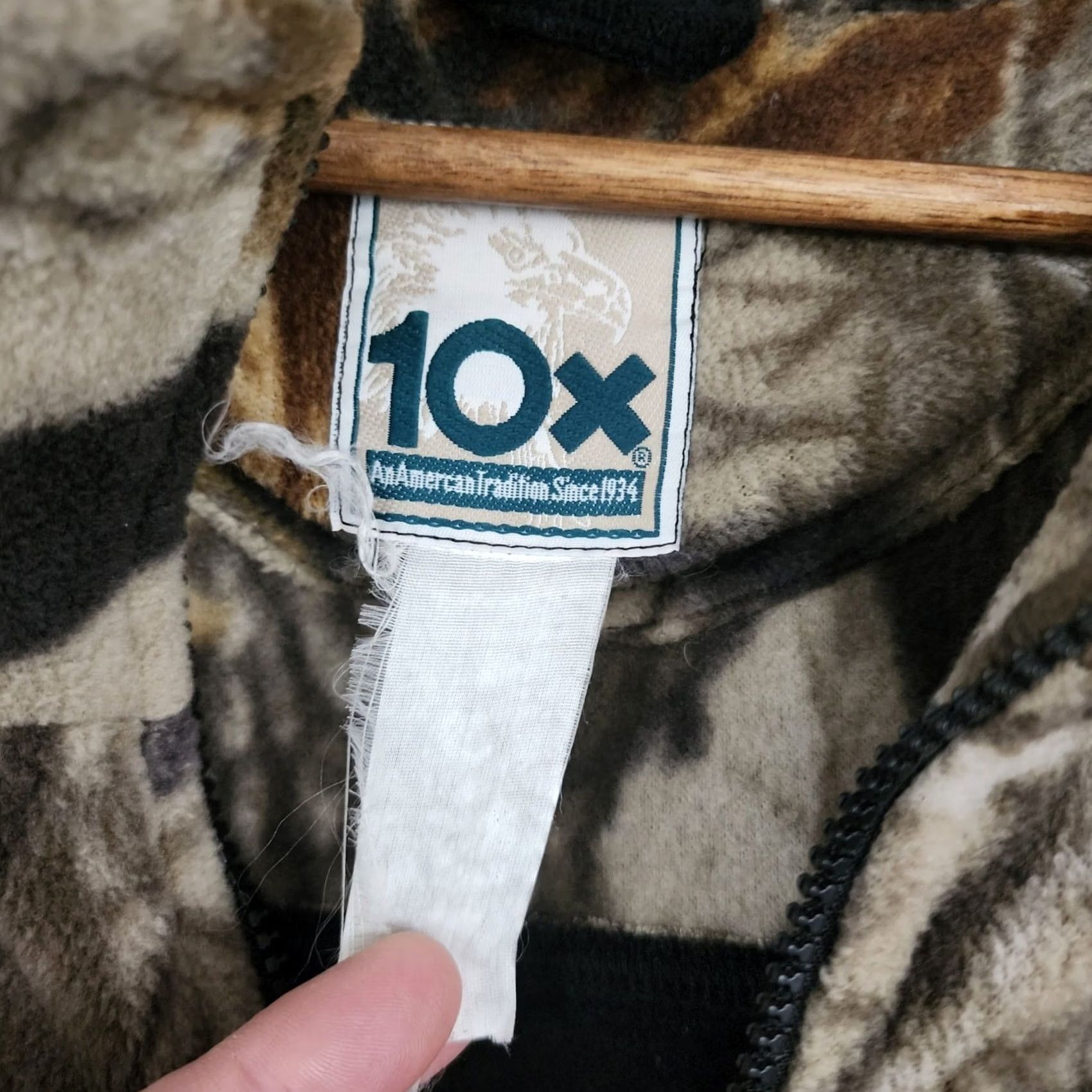 Vintage VINTAGE 10X Mens Camo Fleece Jacket XL Pullover Jacket Camouflage Zipper Broken Zipper Size US XL / EU 56 / 4 - 3 Thumbnail