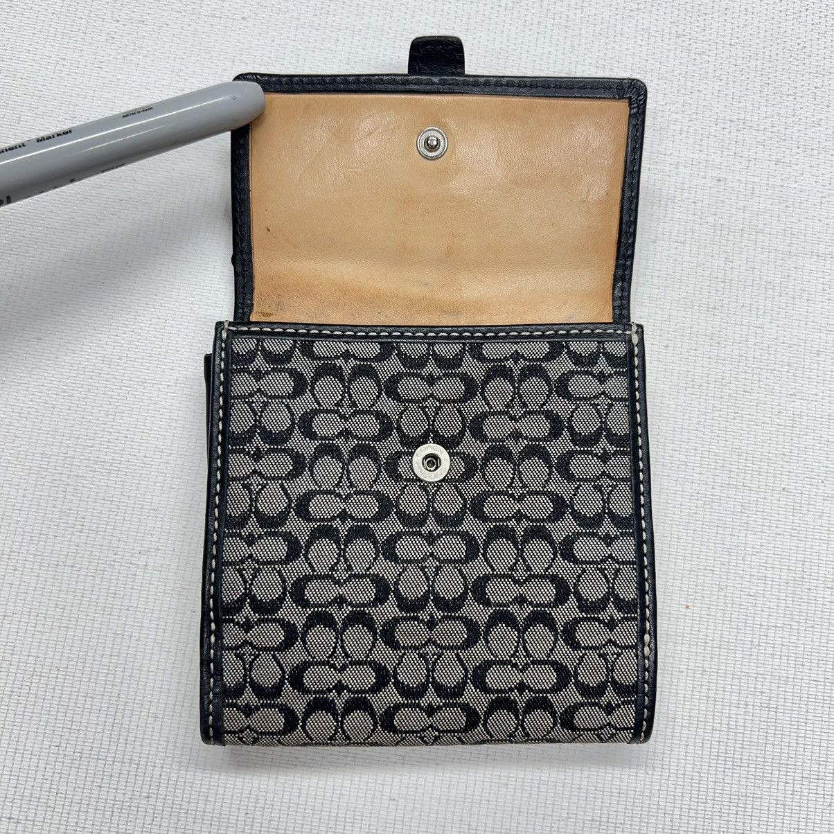 Coach × Vintage Coach Wallet Grey Jacquard Double C Monogram Logo Buckle Size ONE SIZE - 7 Thumbnail