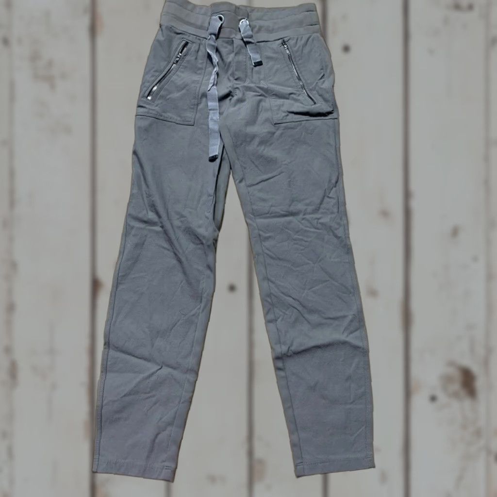 Athleta Athleta Pants 0P Petite Ankle Gray Women Pants 0P Petite Ankle Gray Womens Size 25" / US 0 / IT 36 - 1 Thumbnail