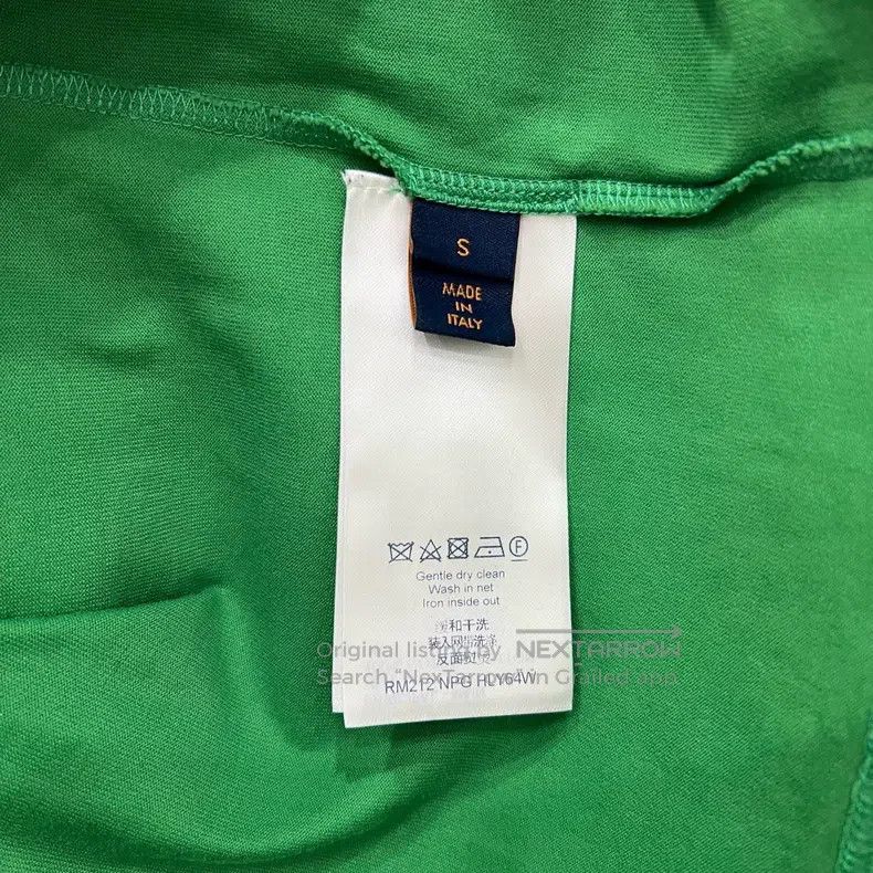 Louis Vuitton Louis Vuitton Green embossed short sleeve Size US S / EU 44-46 / 1 - 5 Thumbnail