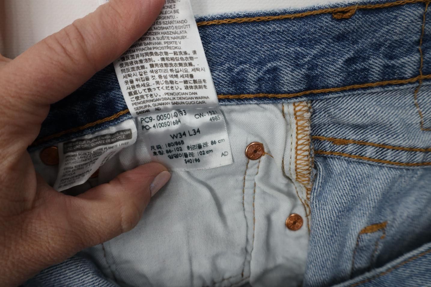 Levi's Vintage Y2K Levis 501xx Button Fly Original Fit Denim Jeans Size US 34 / EU 50 - 8 Thumbnail