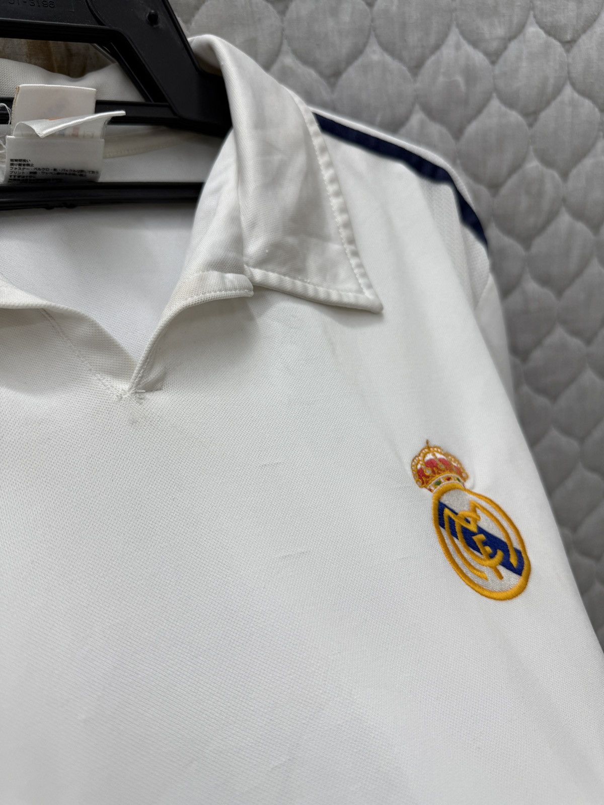 Vintage 🔥🔥🔥ARCHIVE VINTAGE ADIDAS REAL MADRID JERSEY Size US M / EU 48-50 / 2 - 7 Thumbnail