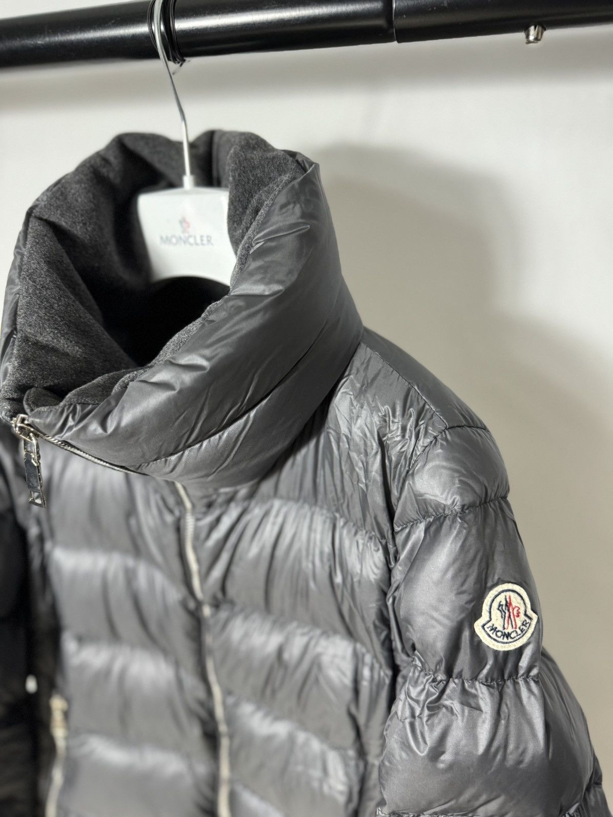 Moncler Moncler Torcyn Ladies Jacket Size S / US 4 / IT 40 - 2 Thumbnail