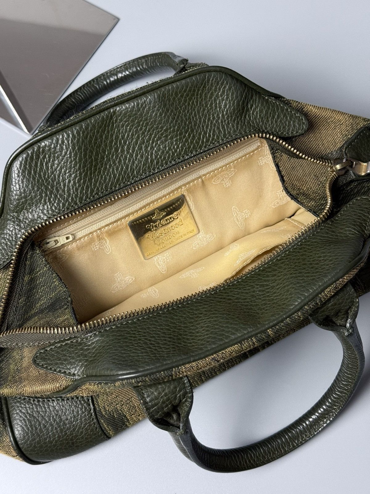 Vivienne Westwood Vintage Vivienne Westwood Hand Bag Size ONE SIZE - 15 Thumbnail