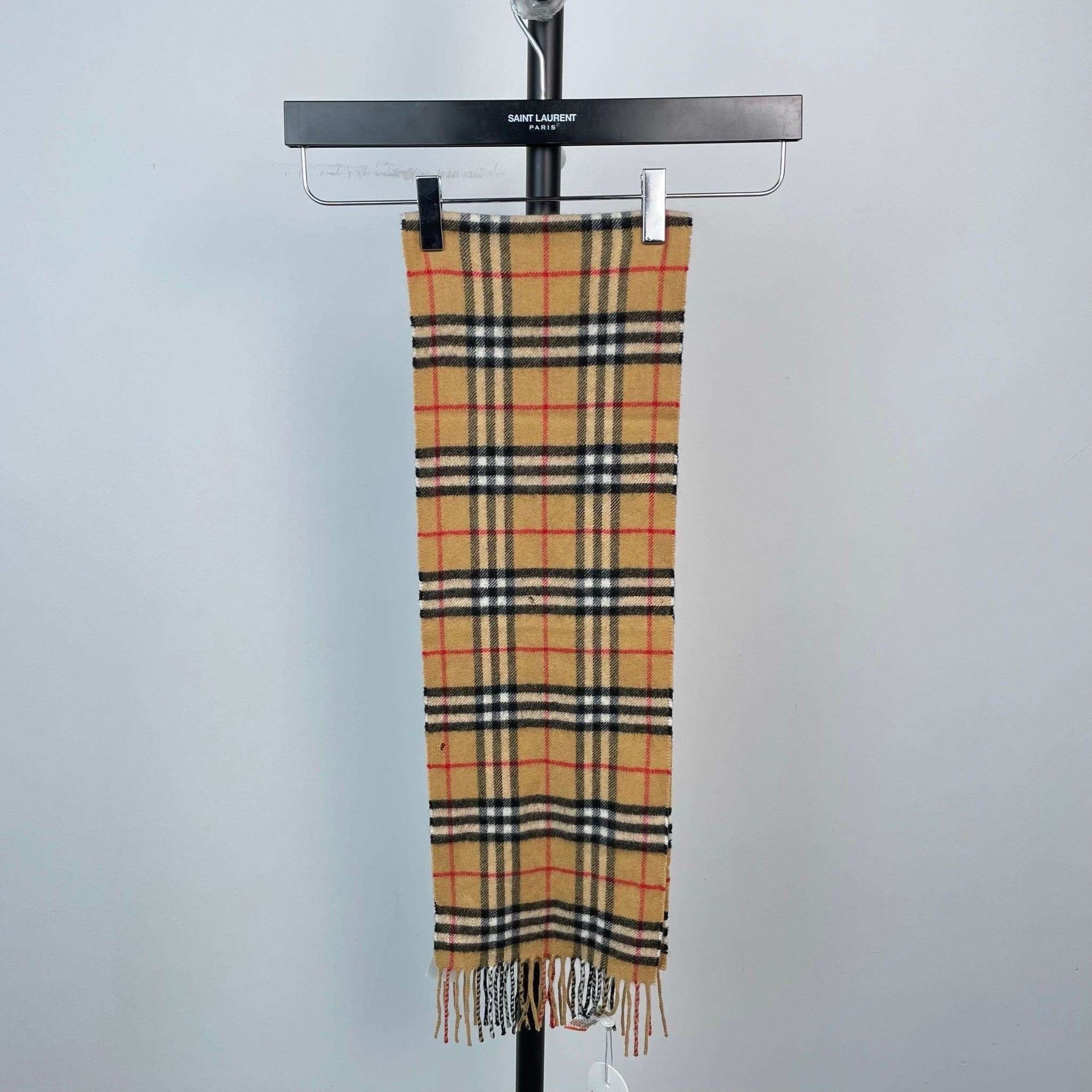 Burberry Burberry Plaid Tassel Scarf Size ONE SIZE - 1 Thumbnail