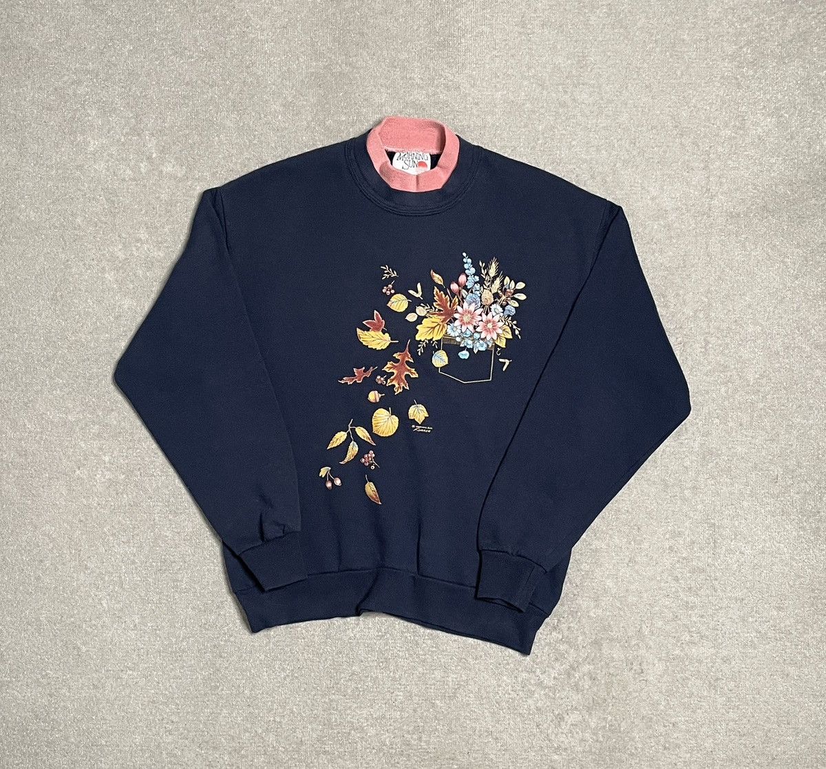 Vintage Vintage Navy Sweatshirt Crewneck Print Flowers Cute Cottage Size US M / EU 48-50 / 2 - 1 Thumbnail