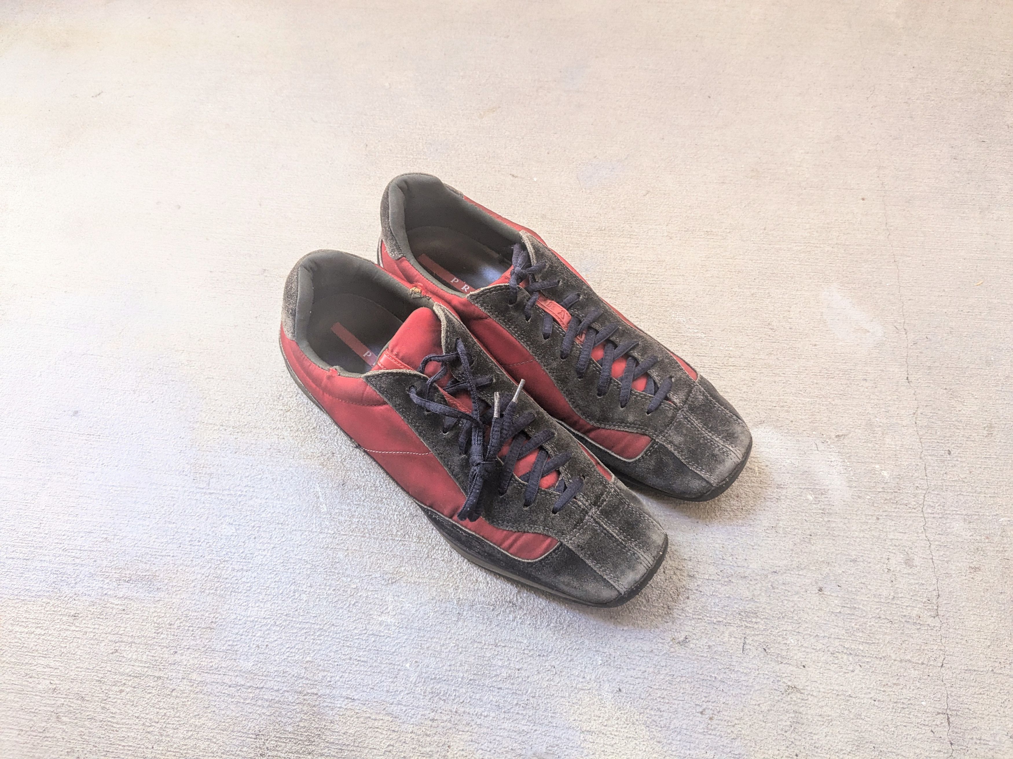 Prada Prada Sneakers Red Navy Blue Suede 10 Low Tops Y2K Red Size US 10 / EU 43 - 2 Thumbnail