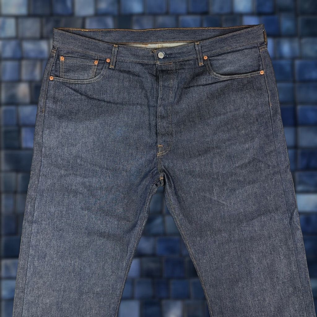Levi's 501 Jeans Mens 42x32 Blue Original Fit Button Fly Denim Jeans 5-Pocket Cotton Regular Rise Mid Vintage No ?