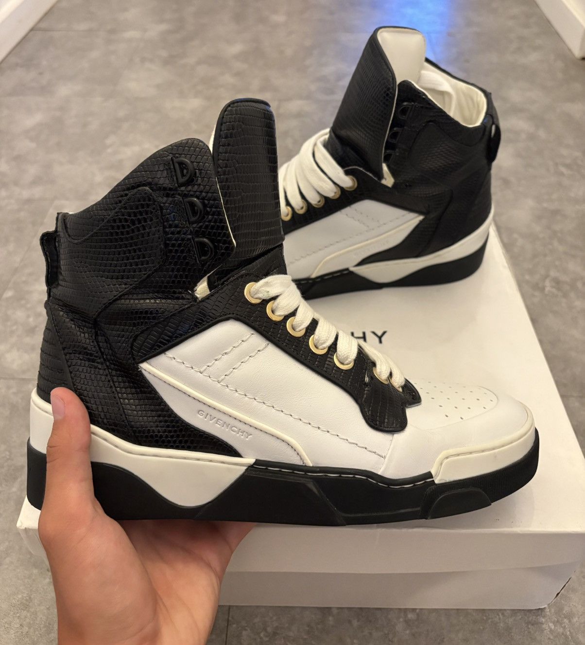 Givenchy × Riccardo Tisci Givenchy Riccardo Tisci Tyson Studded