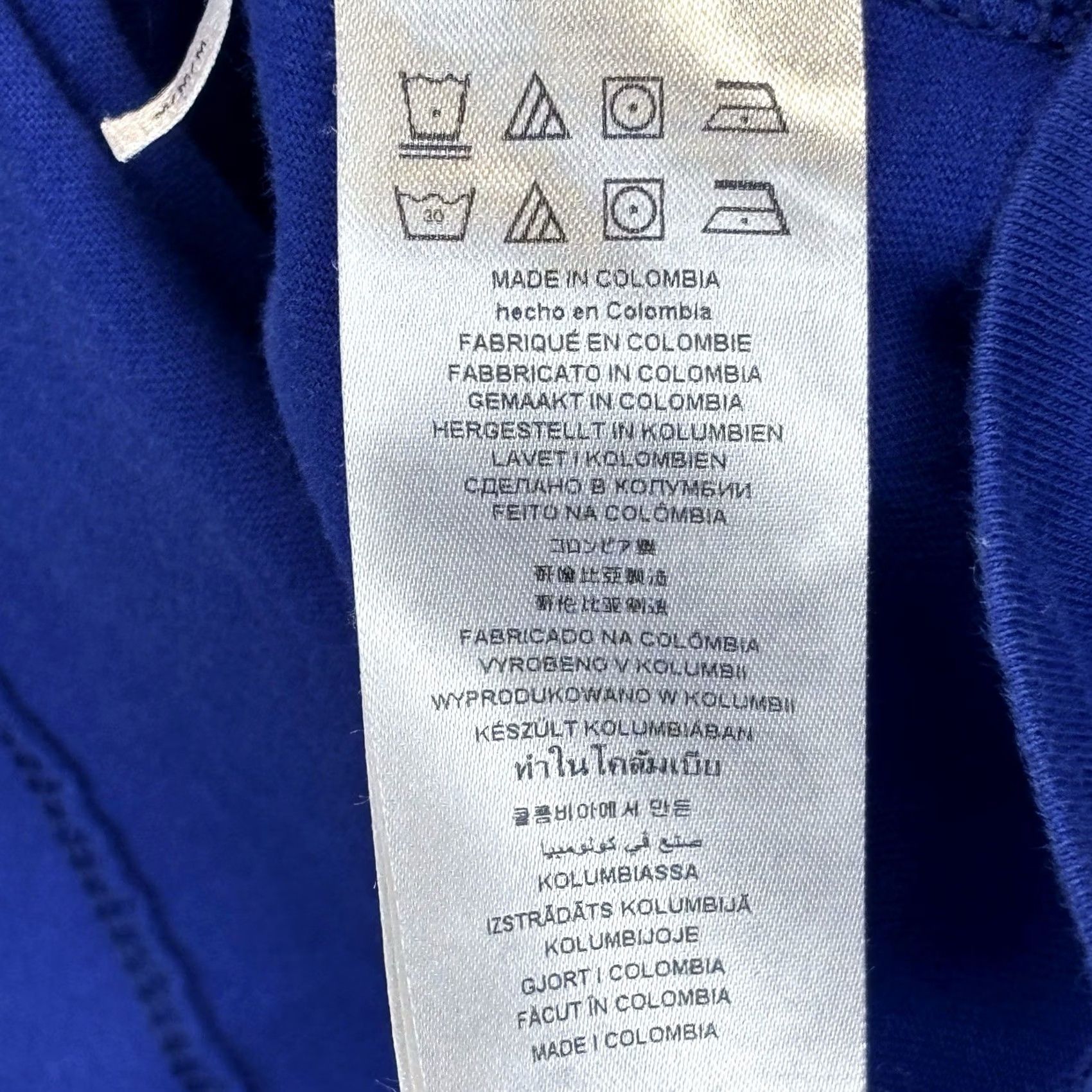 Michael Kors Michael Kors T Shirt Blue Medium Mens Crew Neck Short Sleeve Used Size US M / EU 48-50 / 2 - 6 Thumbnail