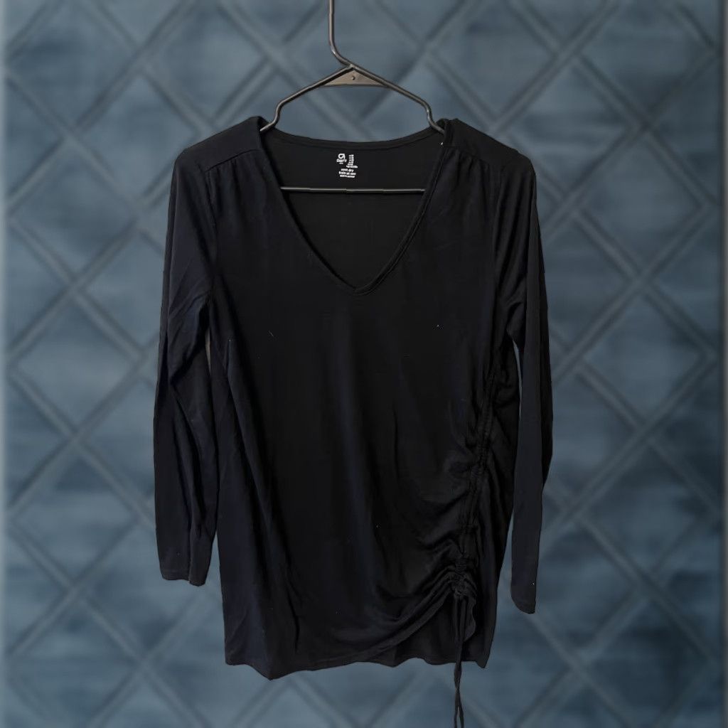 Vintage GapFit T-Shirt Women M Black Long Sleeve Solid Logo V Neck Casual Slim All Seasons Size M / US 6-8 / IT 42-44 - 1 Thumbnail