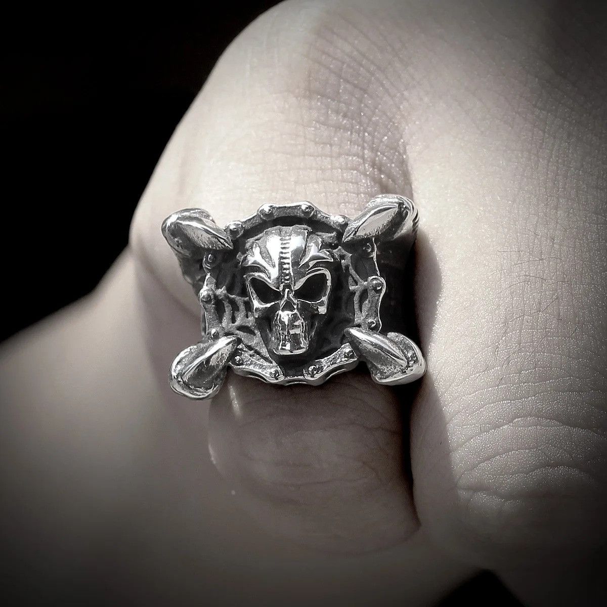 Jewelry Skull Dragon Claw Ring Streetwear Jewelry Fashion Gift Size ONE SIZE - 3 Thumbnail