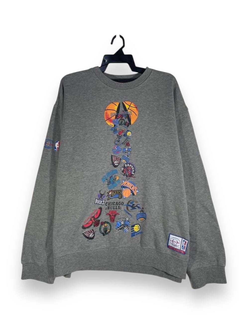 NBA Vintage nba club basketball Size US XL / EU 56 / 4 - 1 Thumbnail
