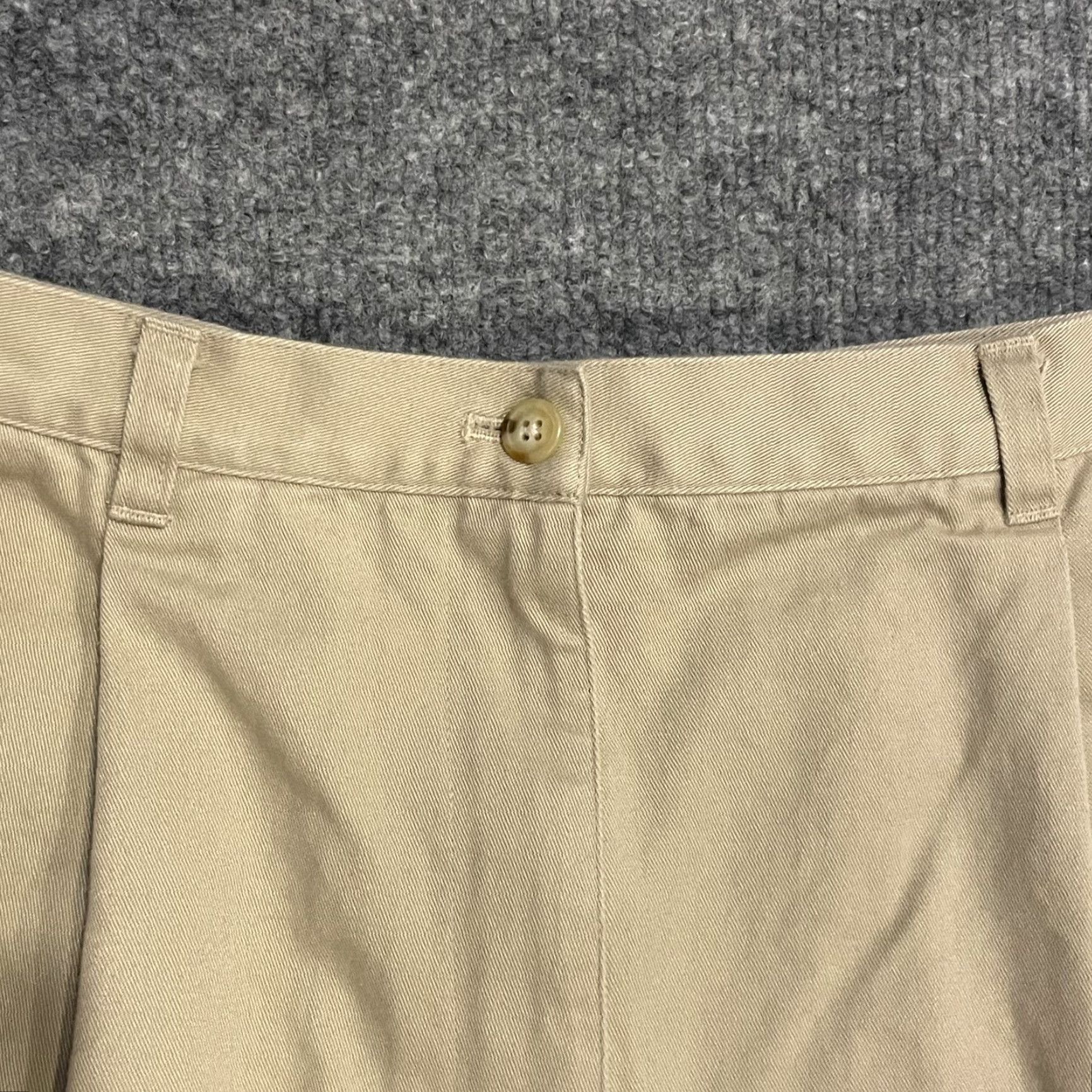 Ralph Lauren Lauren Ralph Lauren Shorts Womens 12 Beige Pleated Cotton Twill Casual Chino Size 34" / US 12 / IT 48 - 4 Thumbnail
