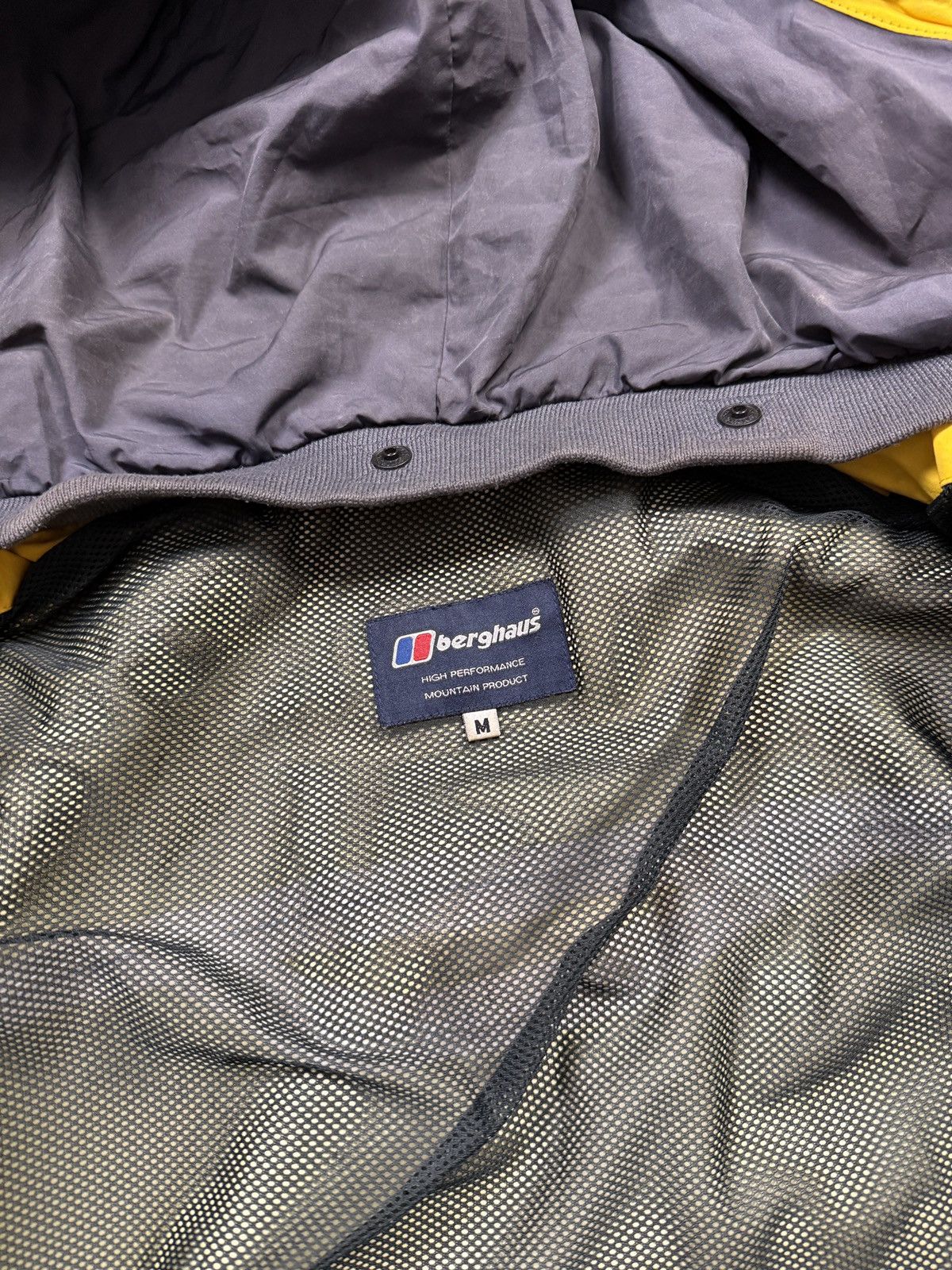 Berghaus Berghaus Mega Peak Windbreaker Vintage Size US M / EU 48-50 / 2 - 19 Thumbnail