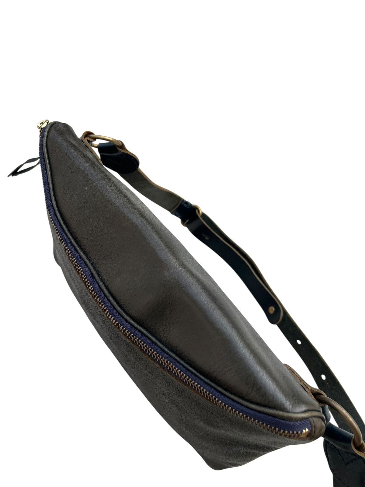Freewheelers SLOW Japan Patina Olive Green Leather Messenger Bag Size ONE SIZE - 19 Thumbnail