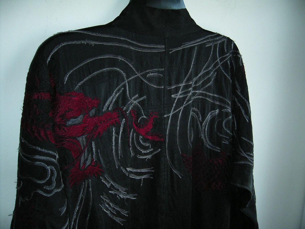 Gucci SS2001 GUCCI by TOM FORD Black Dragon Print Silk Kimono Size US L / EU 52-54 / 3 - 8 Thumbnail
