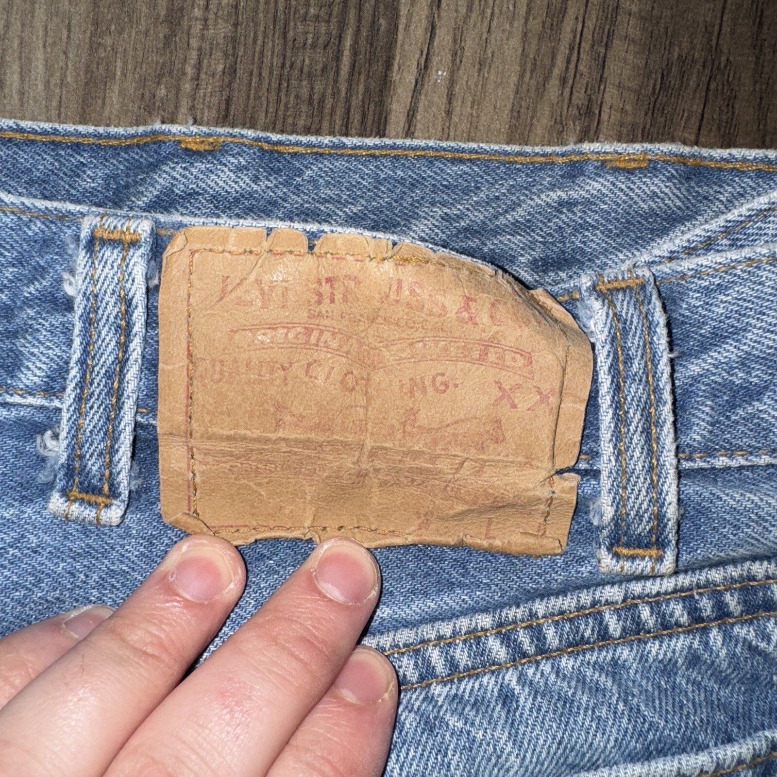 Levi's × Vintage 90s Made In USA Levi’s 501 Denim Light Blue 38x32 Measured Size US 34 / EU 50 - 2 Thumbnail