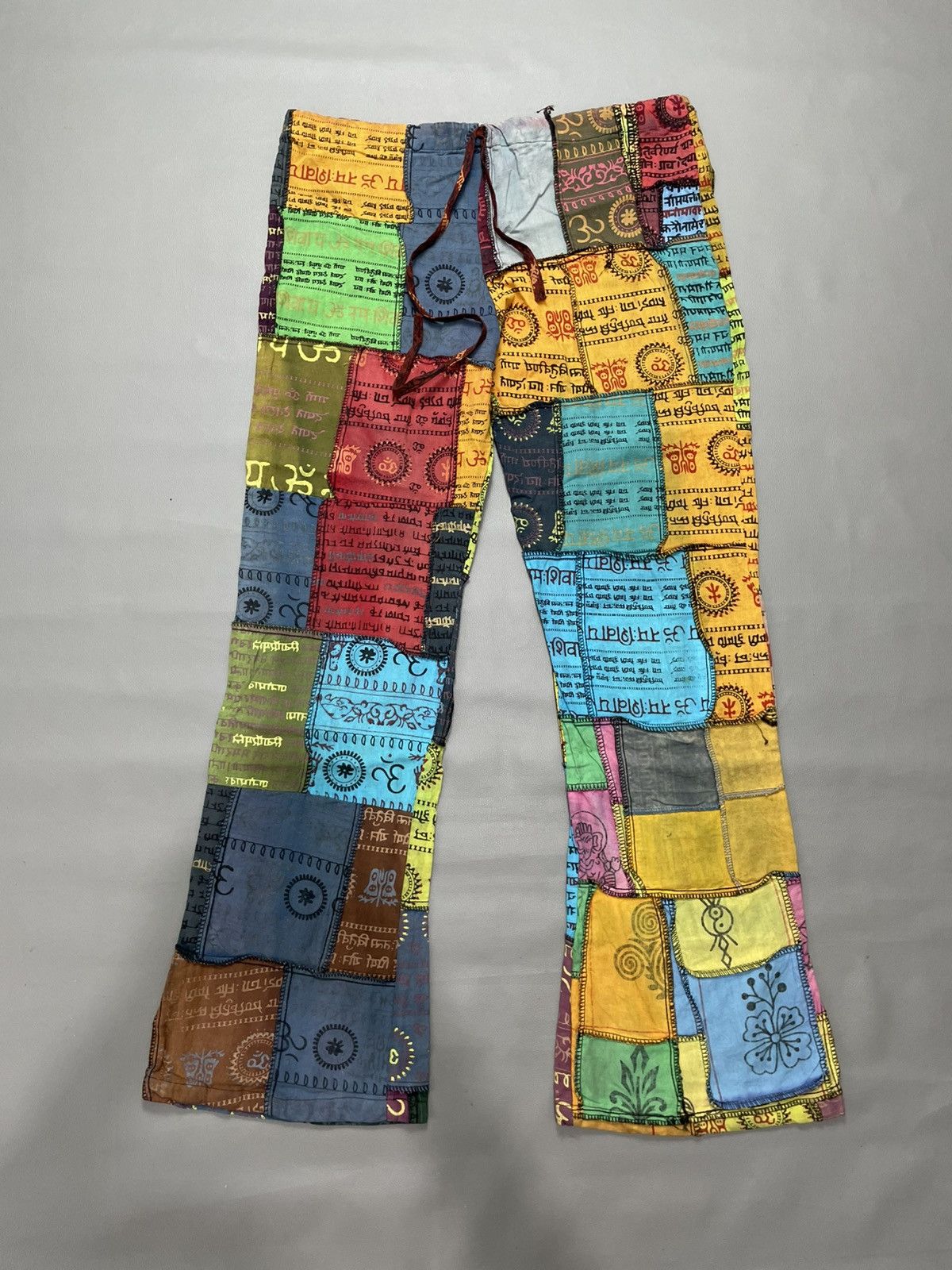 Vintage Vintage Hippie Patchwork Pants Size US 30 / EU 46 - 1 Thumbnail
