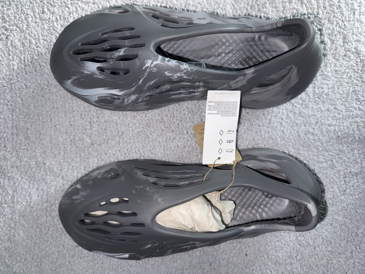 adidas easy form runner granite 27.5㎝ Buy Adidas Yeezy Foam Runner 'MX Granite' - IE4931 | GOAT CA