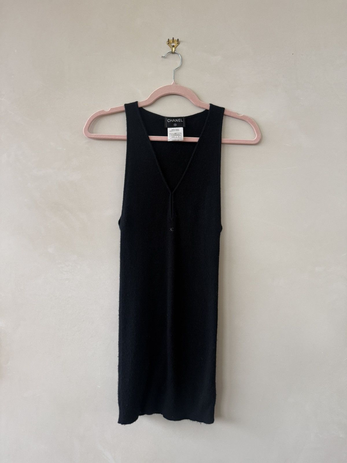Chanel Vintage black cashmere chanel tank top Size XS / US 0-2 / IT 36-38 - 3 Thumbnail