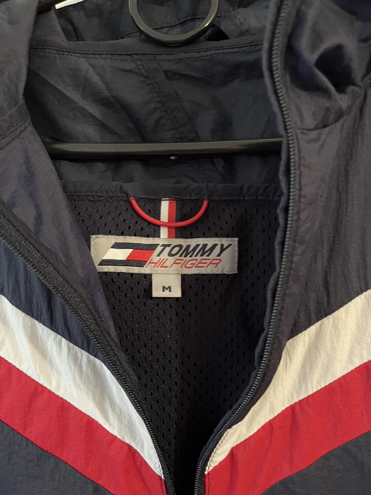 Tommy Hilfiger Tommy Hilfiger Nylon Full Zip Hooded Jacket Size M / US 6-8 / IT 42-44 - 9 Thumbnail