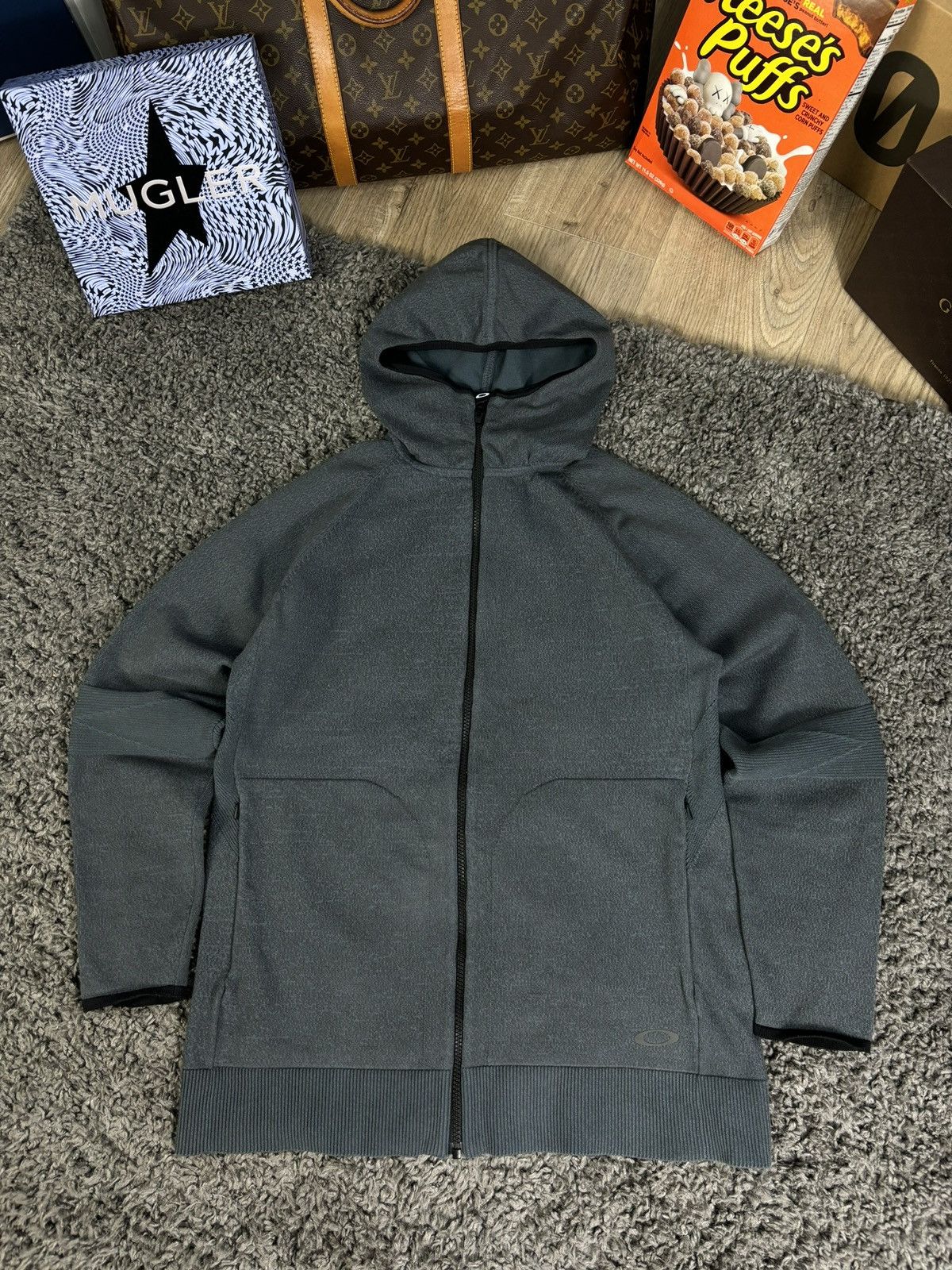 Oakley × Vintage Vintage Oakley Zip Up Jacket Softshell Gorpcore Size US M / EU 48-50 / 2 - 1 Thumbnail