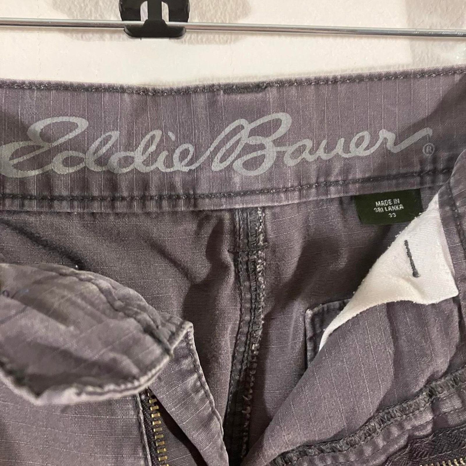 Eddie Bauer Eddie Bauer Faded Distressed Cargo Shorts Size US 33 - 7 Thumbnail